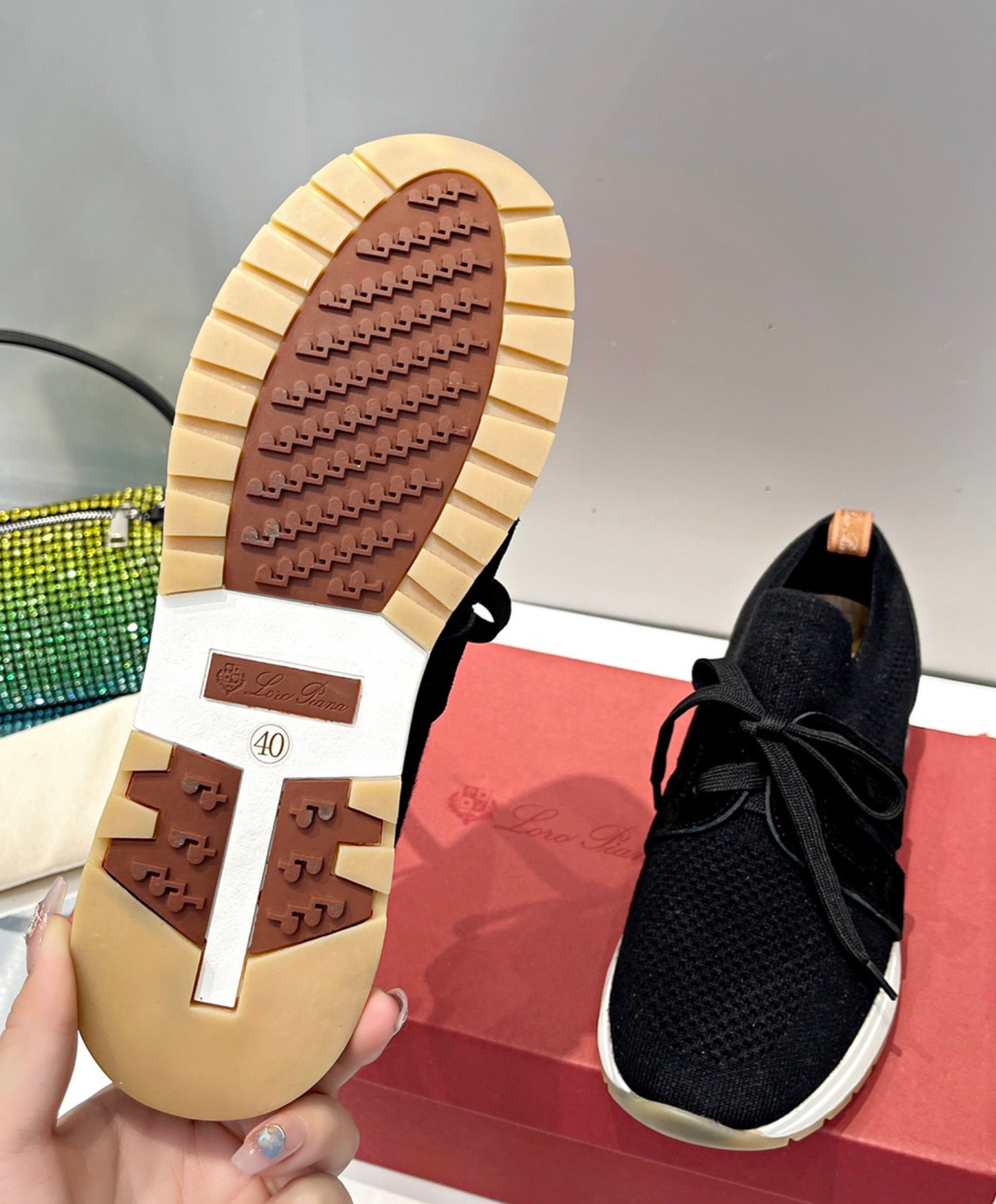 360 LP Flexy Walk Sneaker
