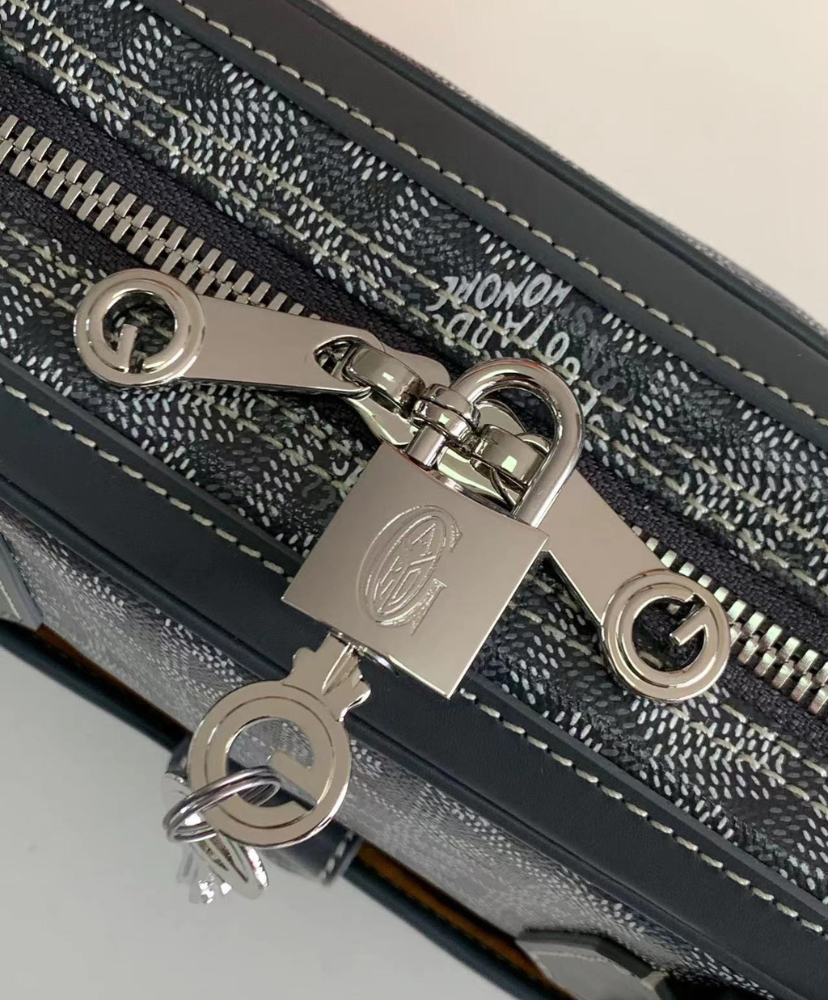 Ambassade PM Document Case