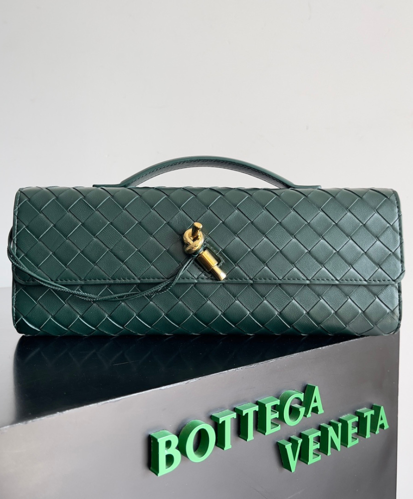 Andiamo Long Small Leather Clutch