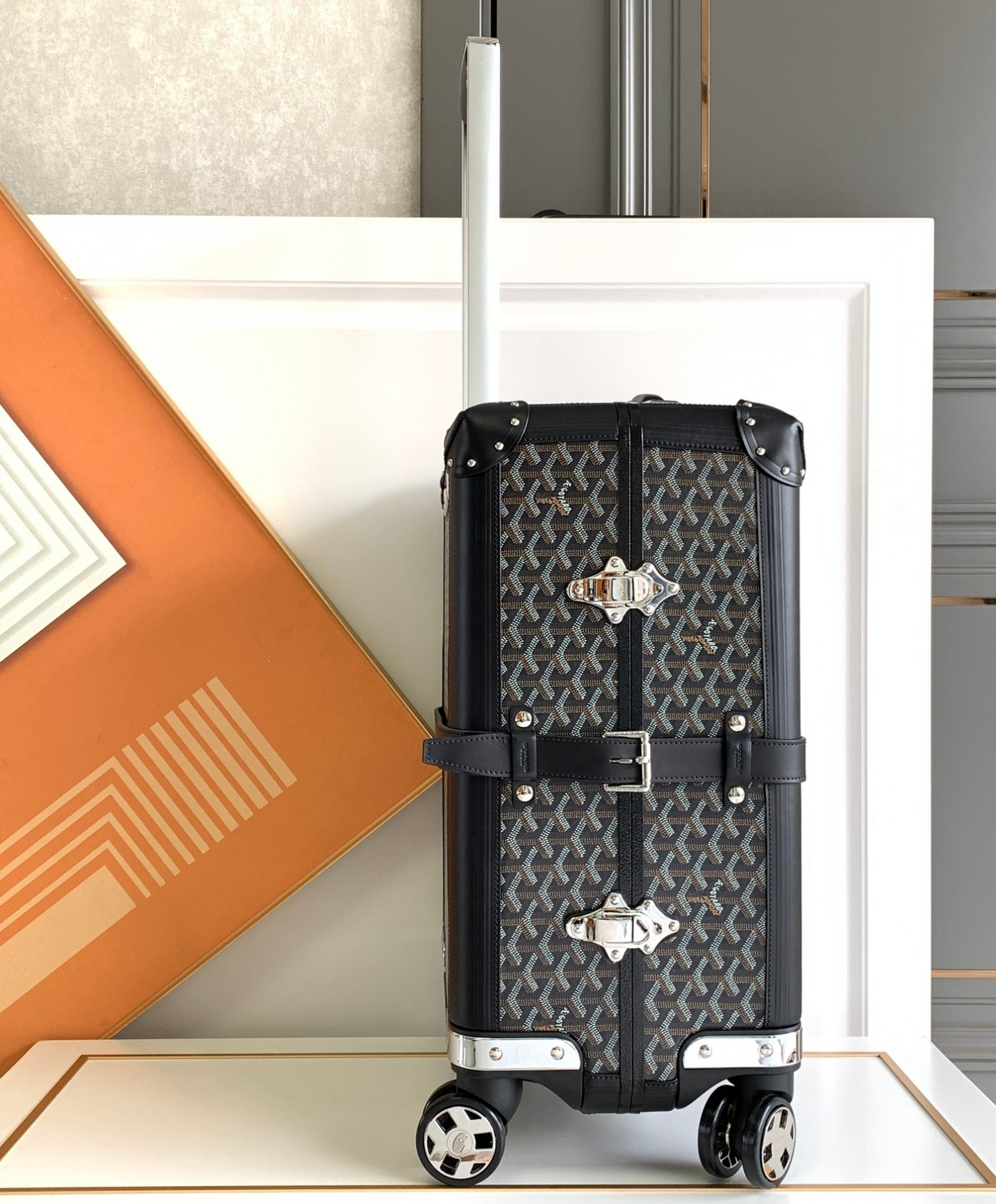 Bourget PM Trolley Case