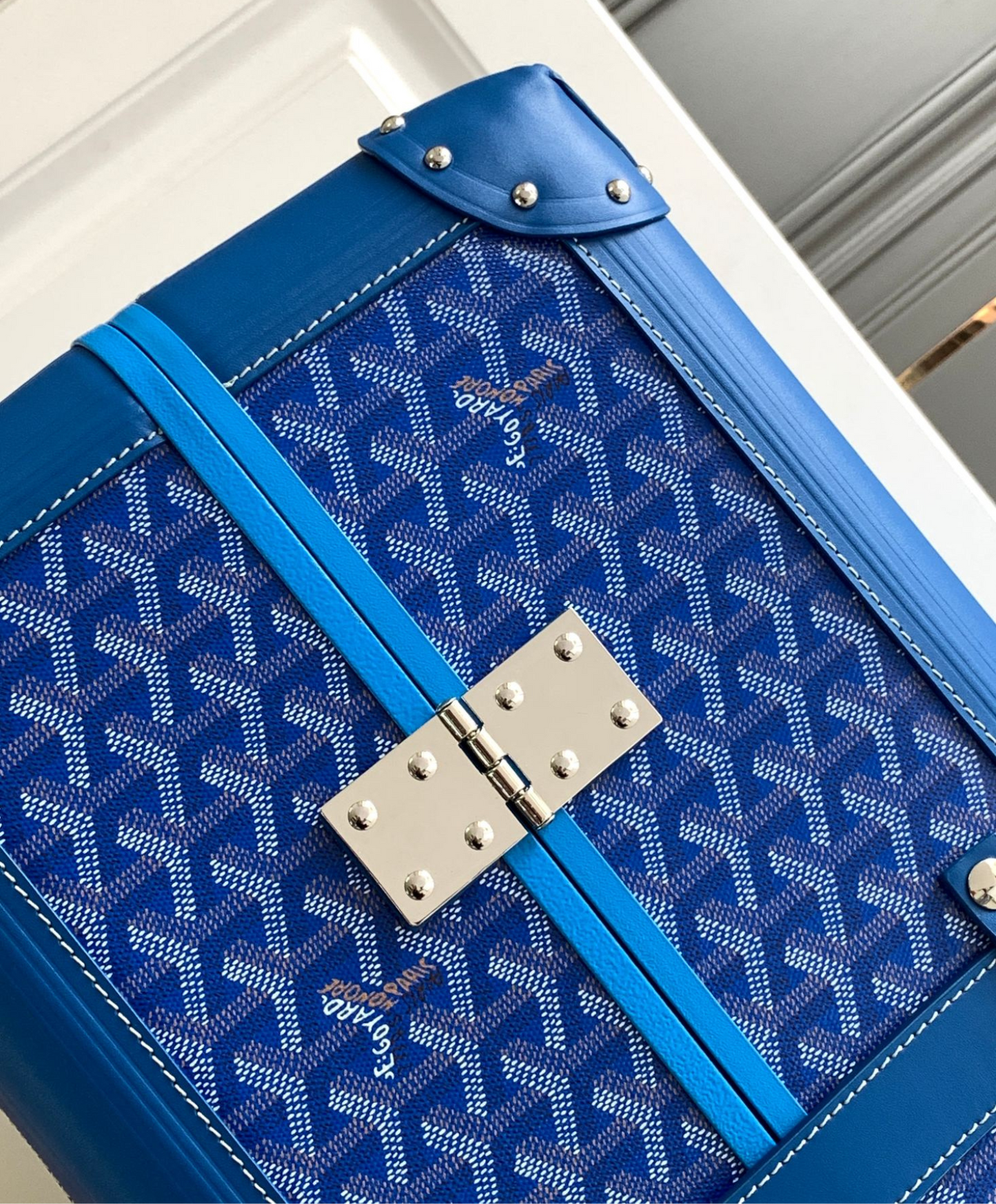 Bourget PM Trolley Case