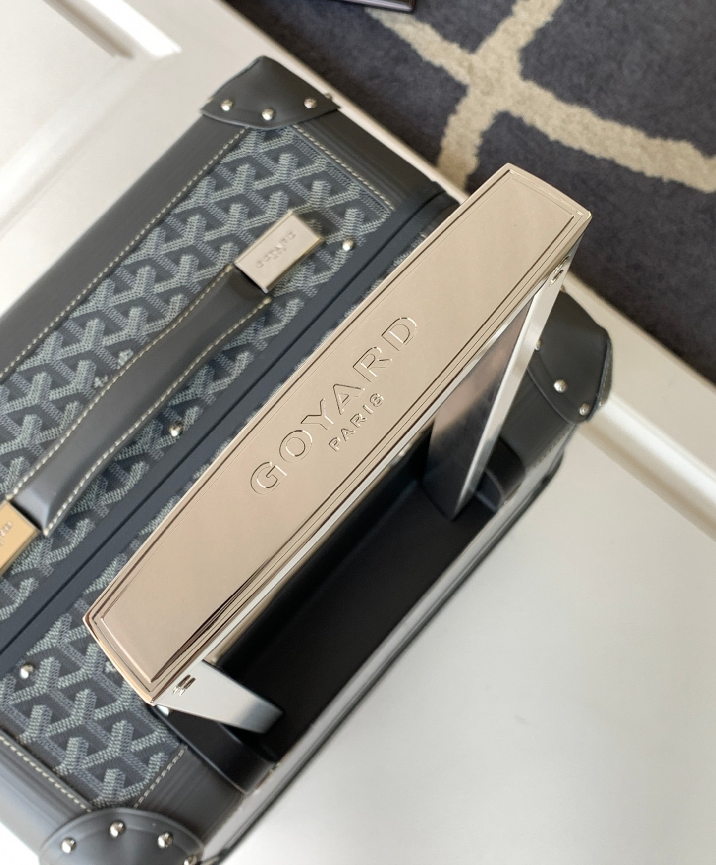 Bourget PM Trolley Case