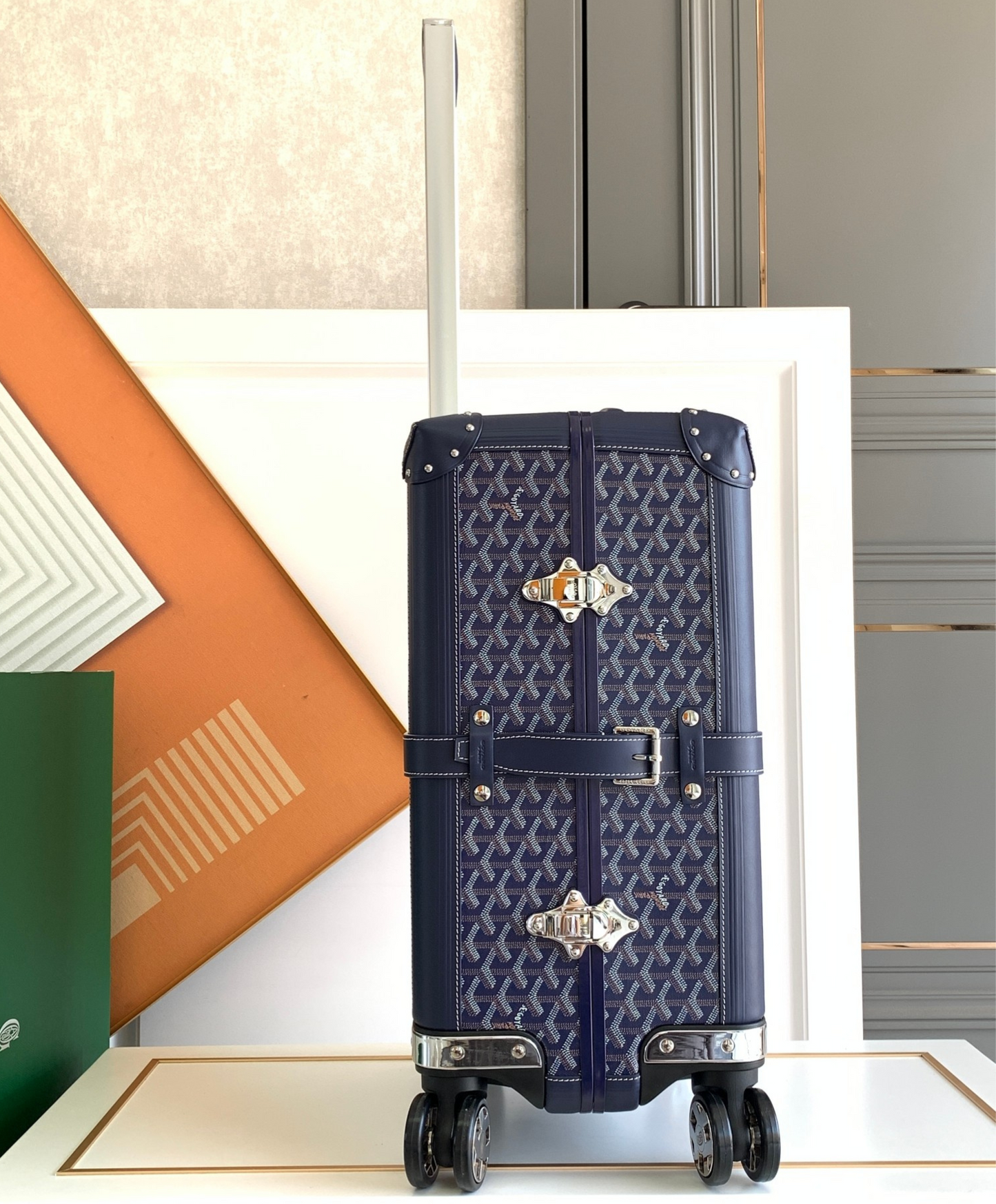 Bourget PM Trolley Case