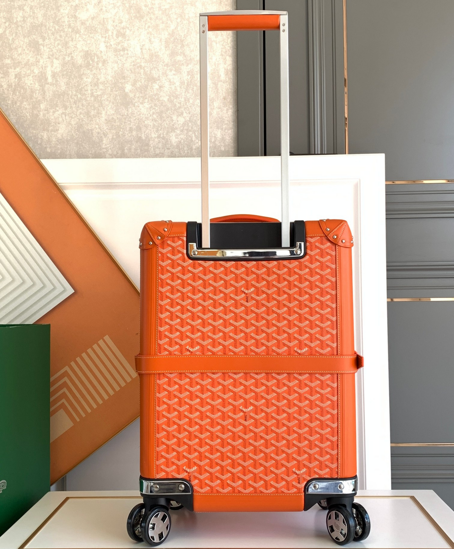 Bourget PM Trolley Case