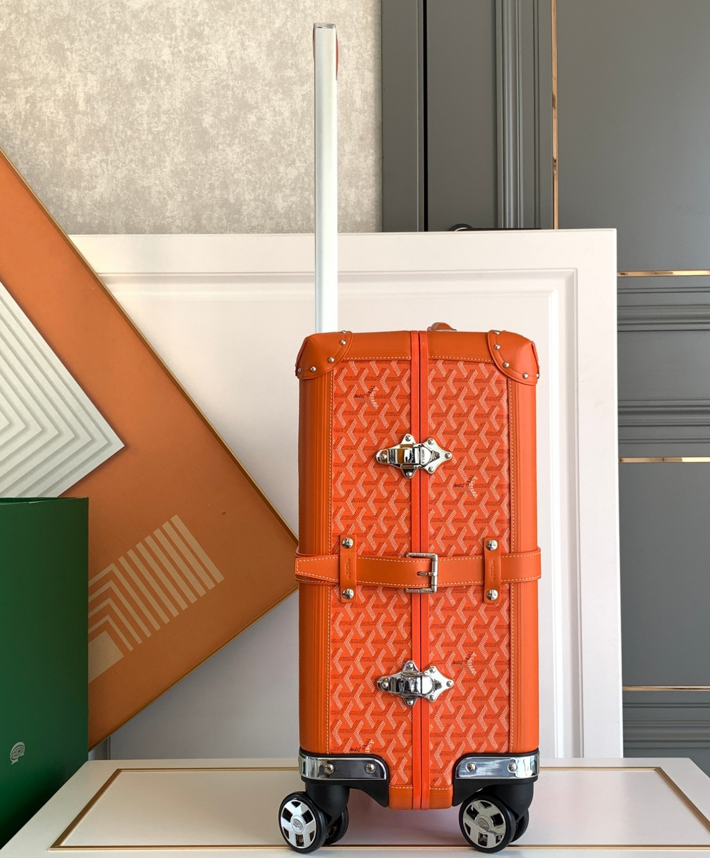 Bourget PM Trolley Case