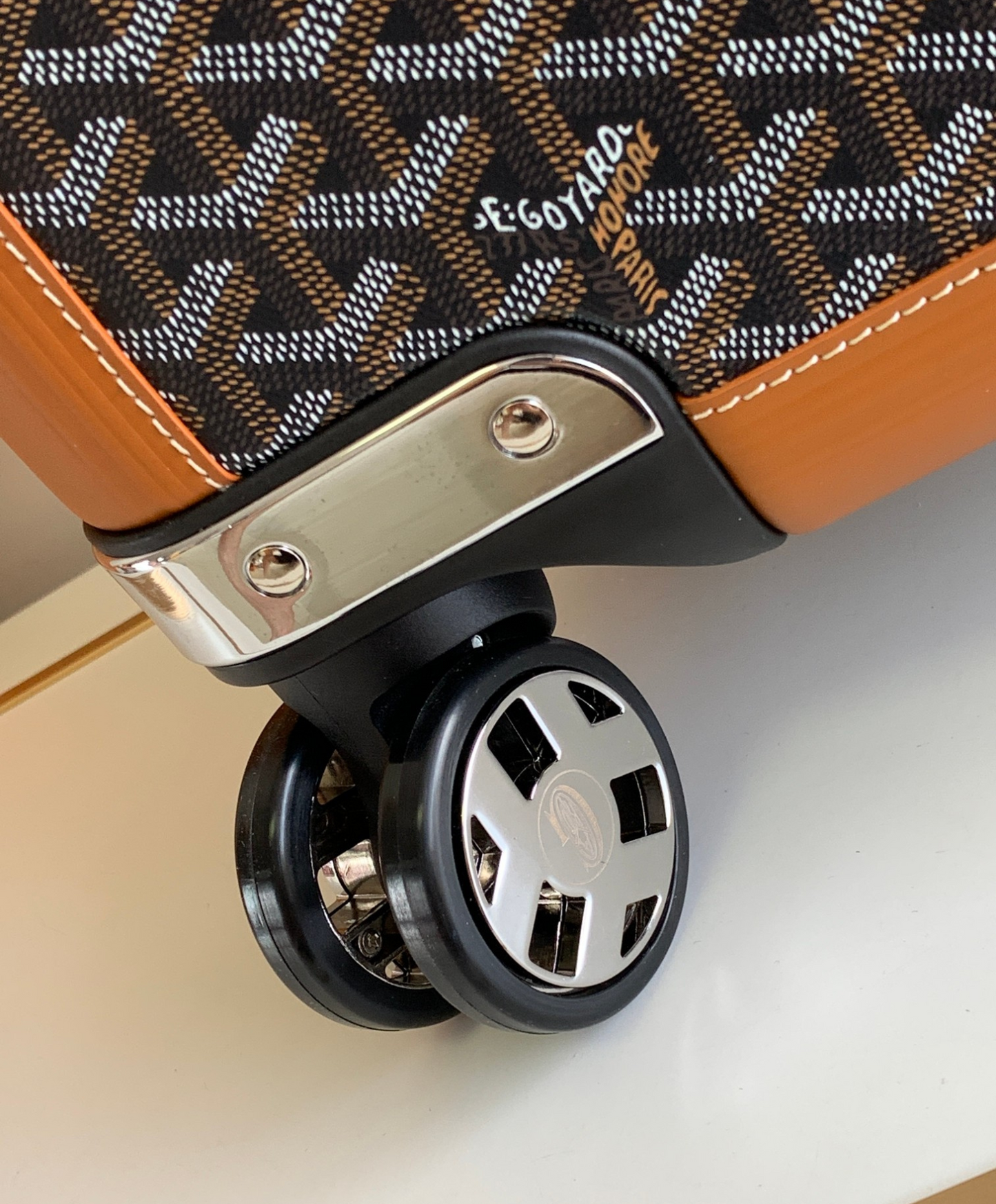 Bourget PM Trolley Case