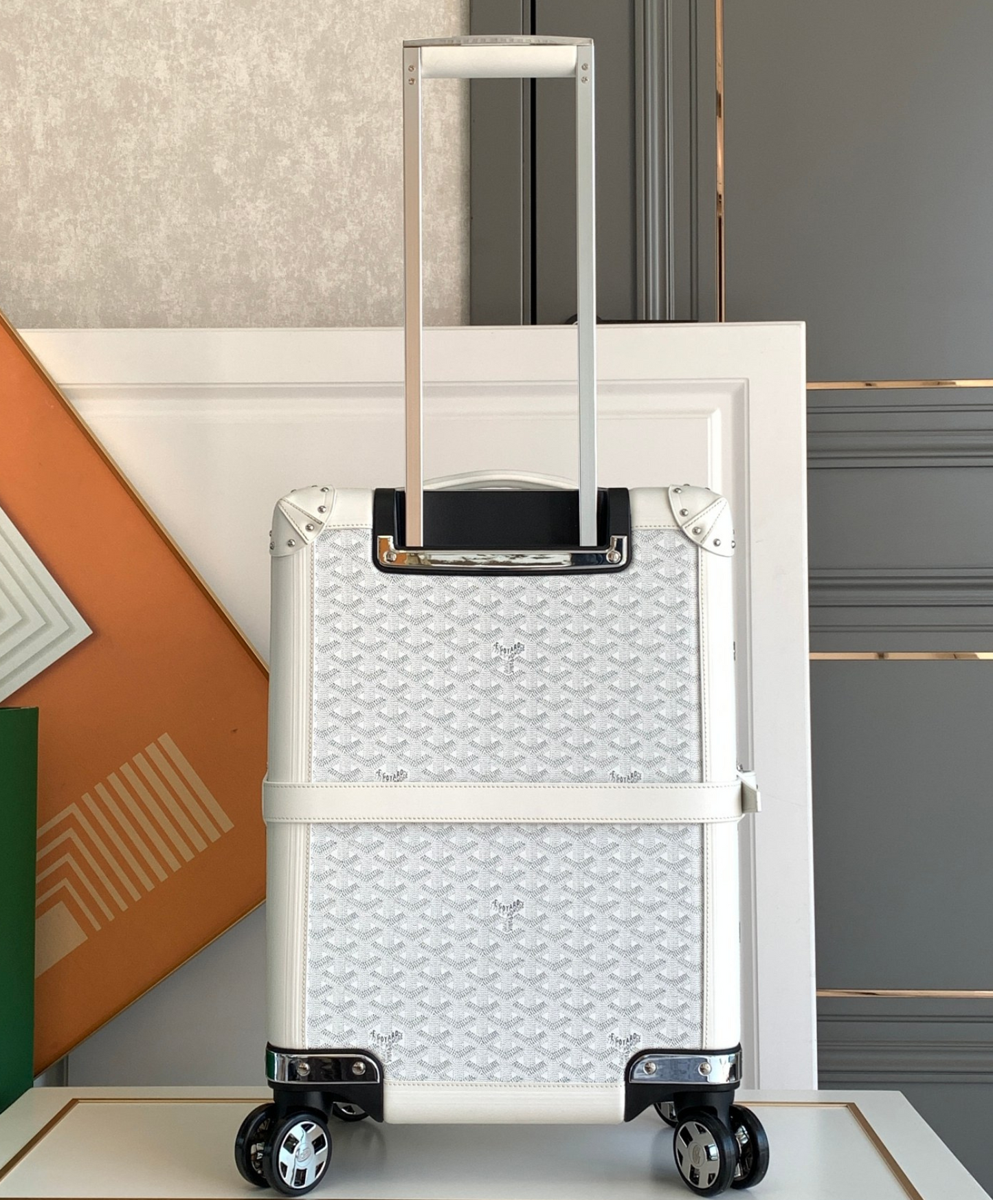 Bourget PM Trolley Case