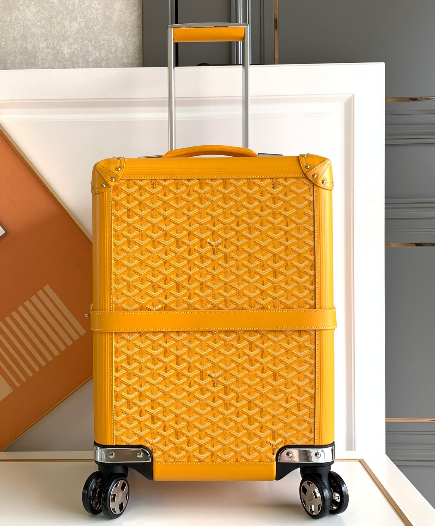 Bourget PM Trolley Case