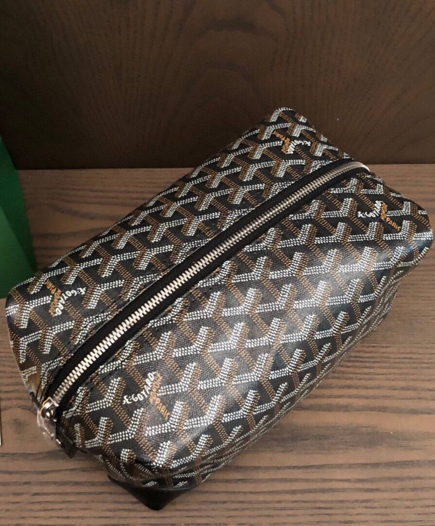 Bowling 25 Toiletry Bag