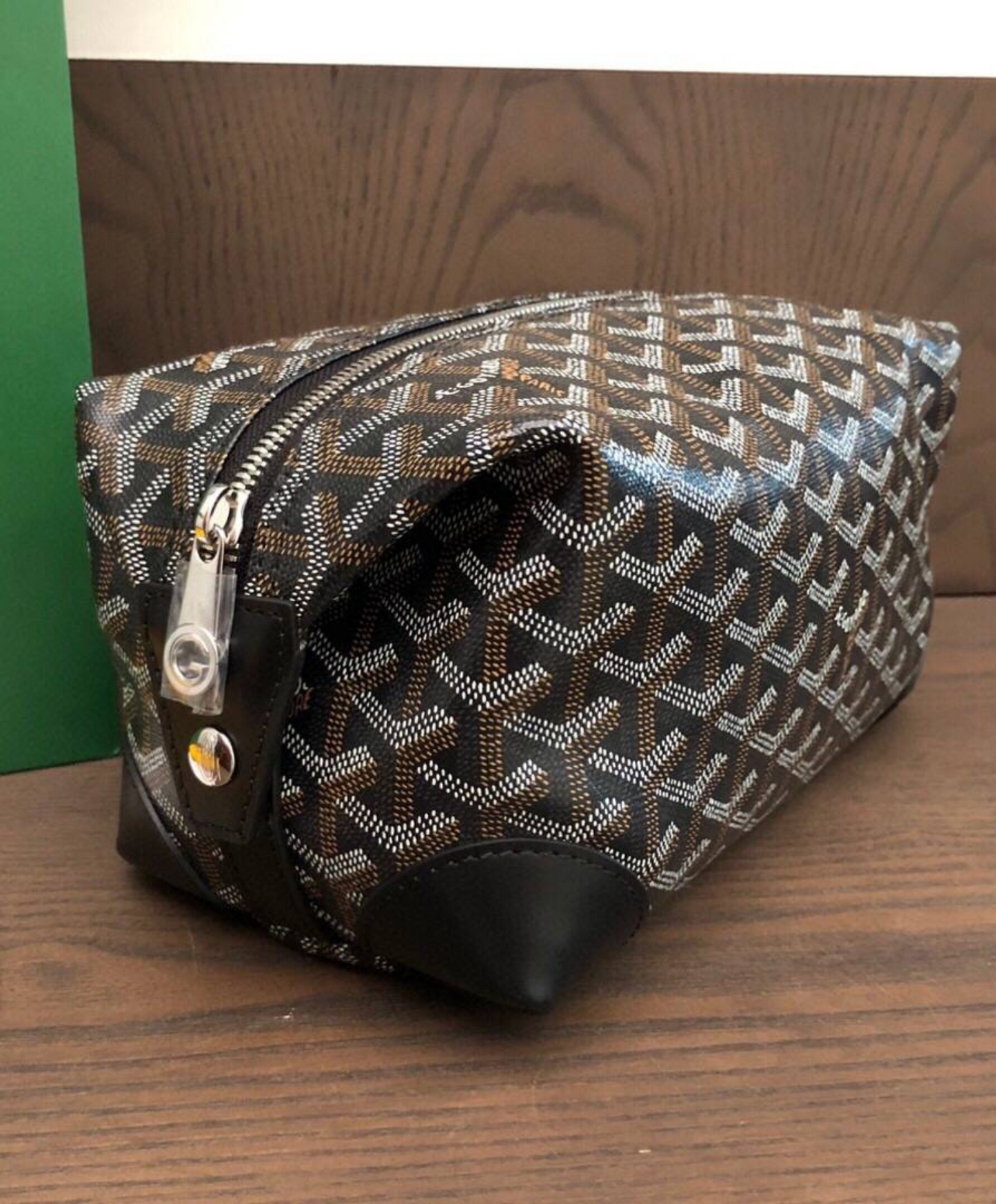 Bowling 25 Toiletry Bag