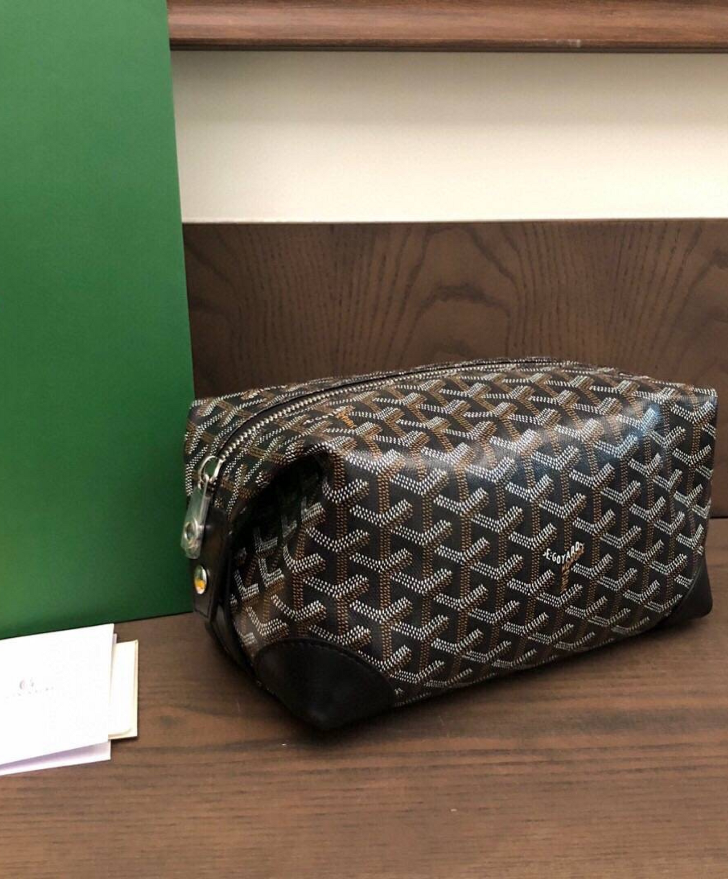 Bowling 25 Toiletry Bag