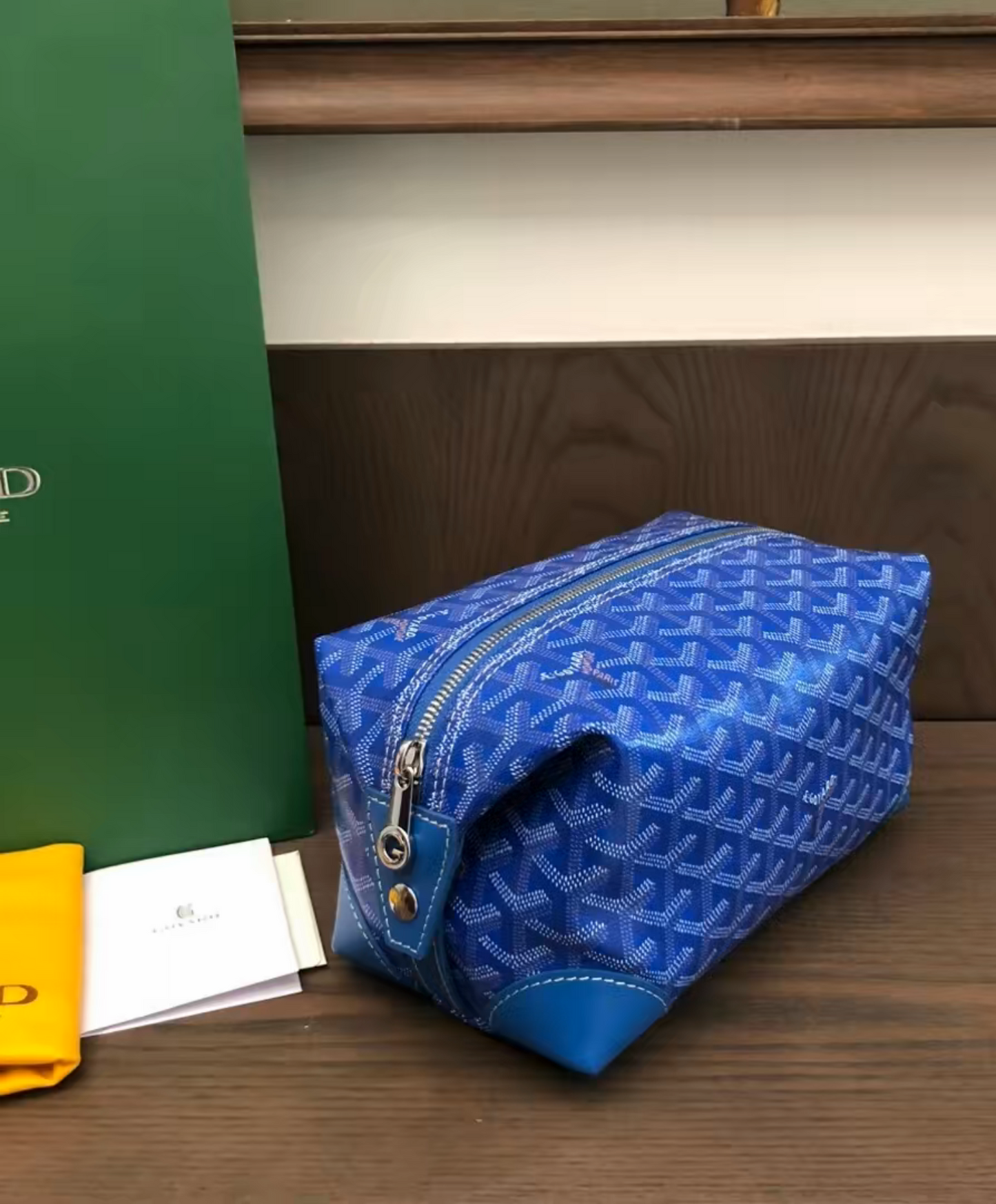 Bowling 25 Toiletry Bag