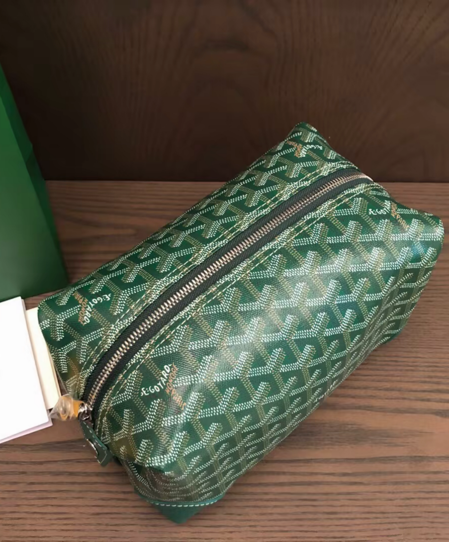 Bowling 25 Toiletry Bag