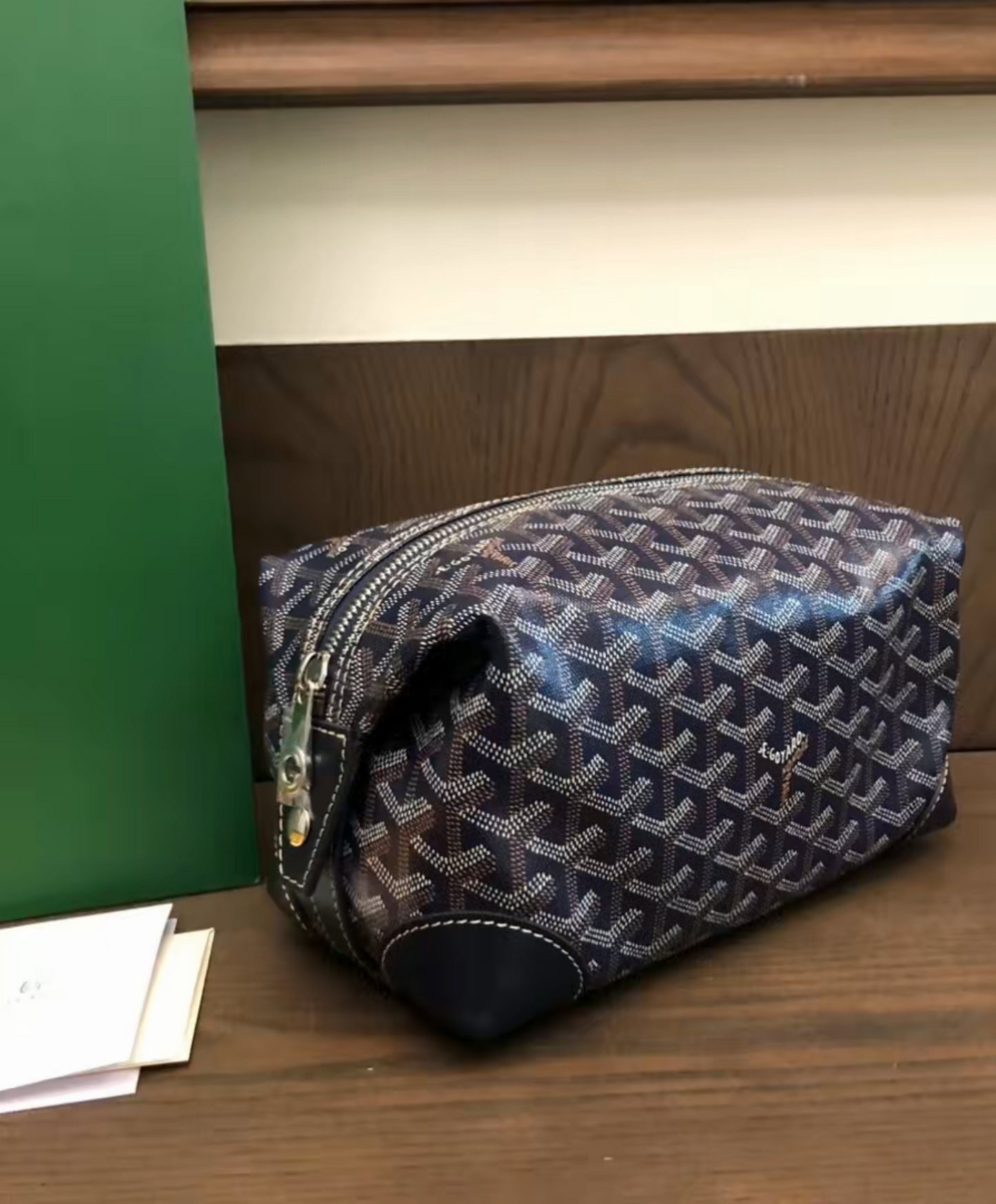 Bowling 25 Toiletry Bag