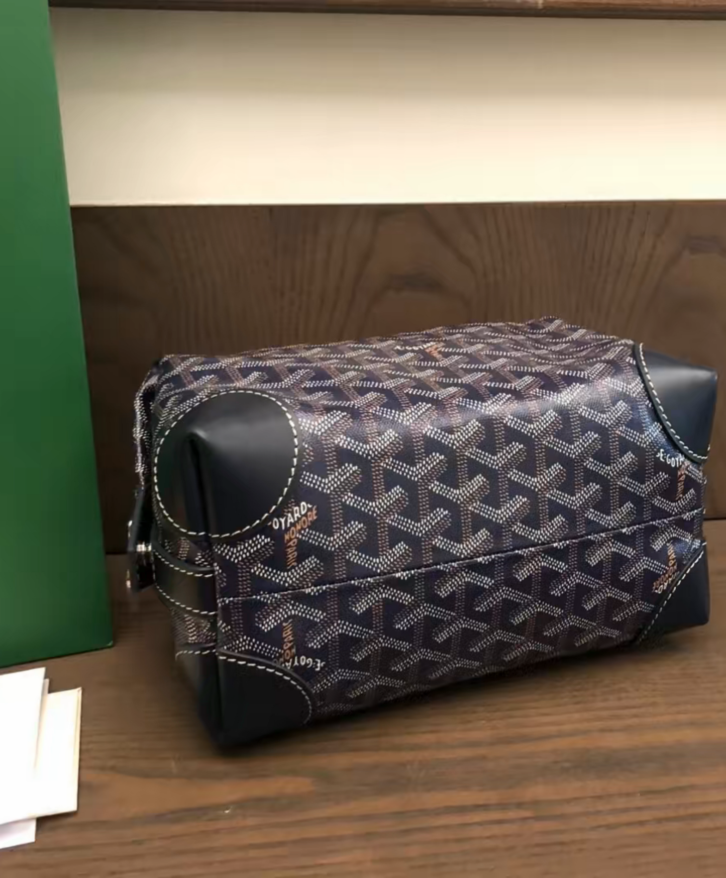 Bowling 25 Toiletry Bag