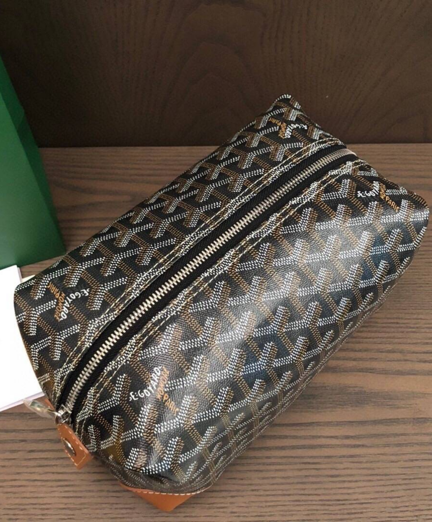 Bowling 25 Toiletry Bag