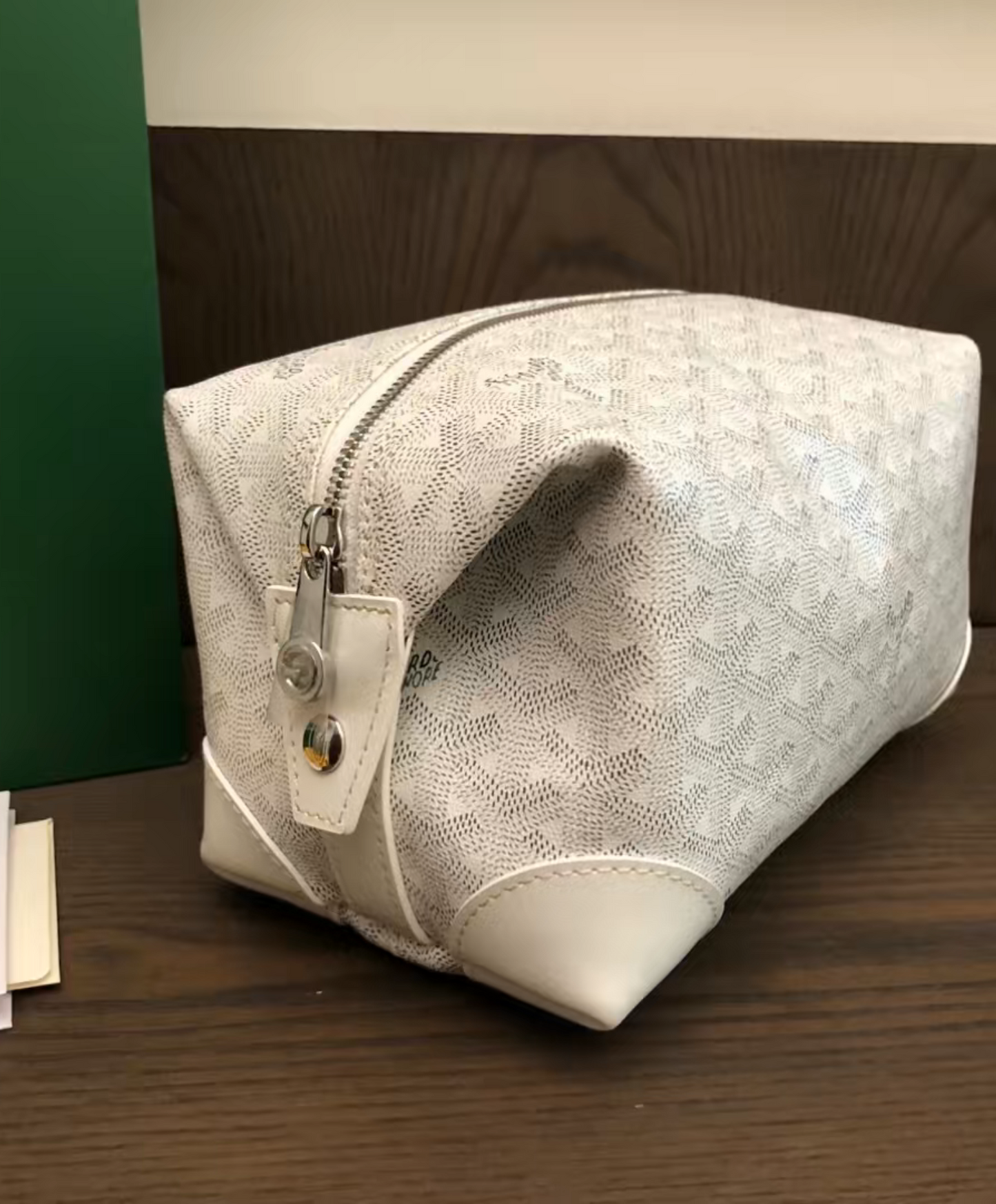 Bowling 25 Toiletry Bag