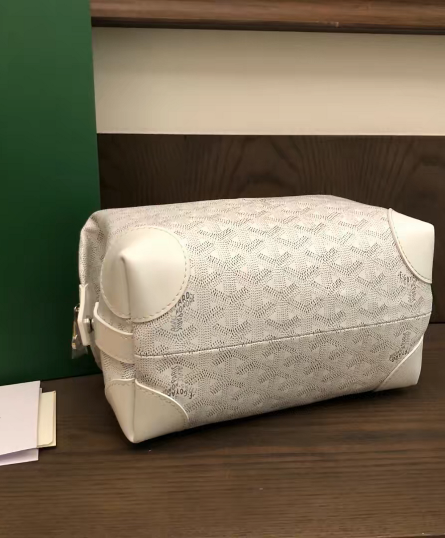 Bowling 25 Toiletry Bag
