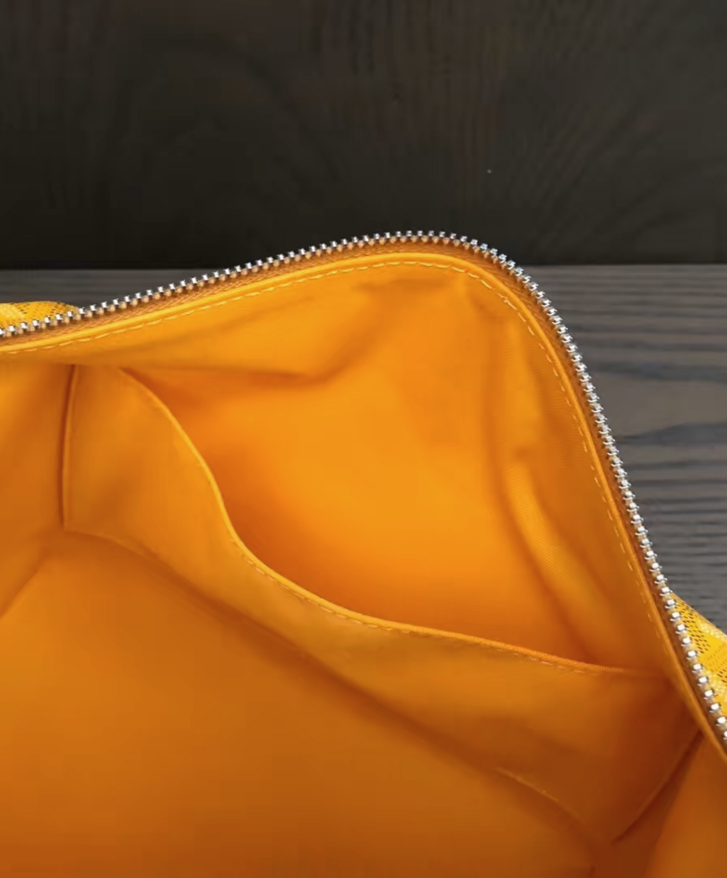 Bowling 25 Toiletry Bag