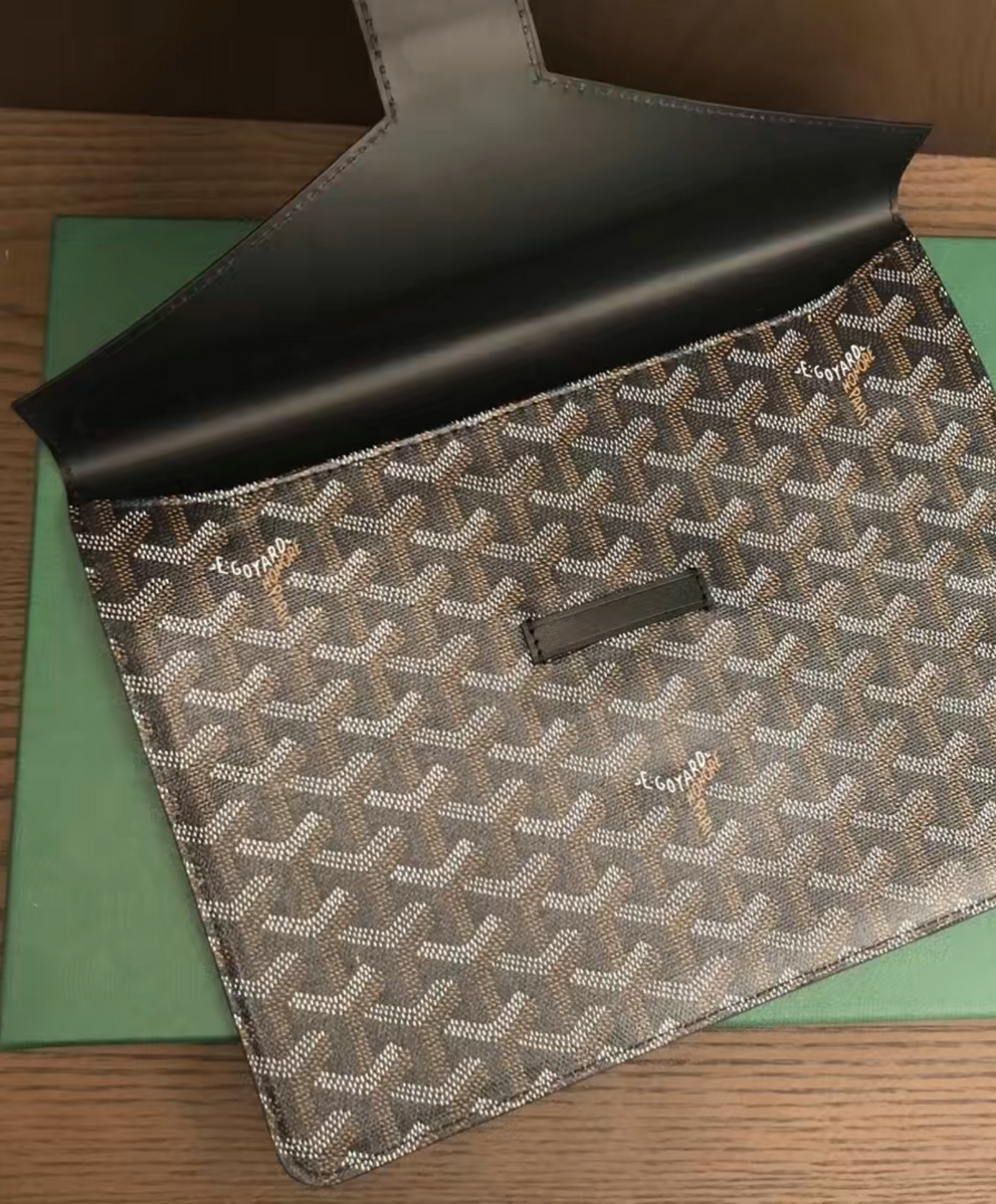 Camondo Pouch 2