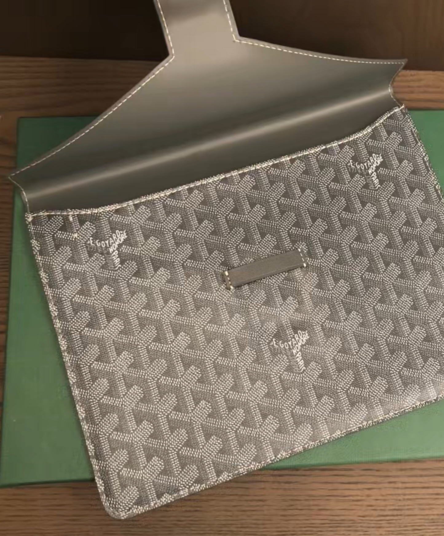 Camondo Pouch 2