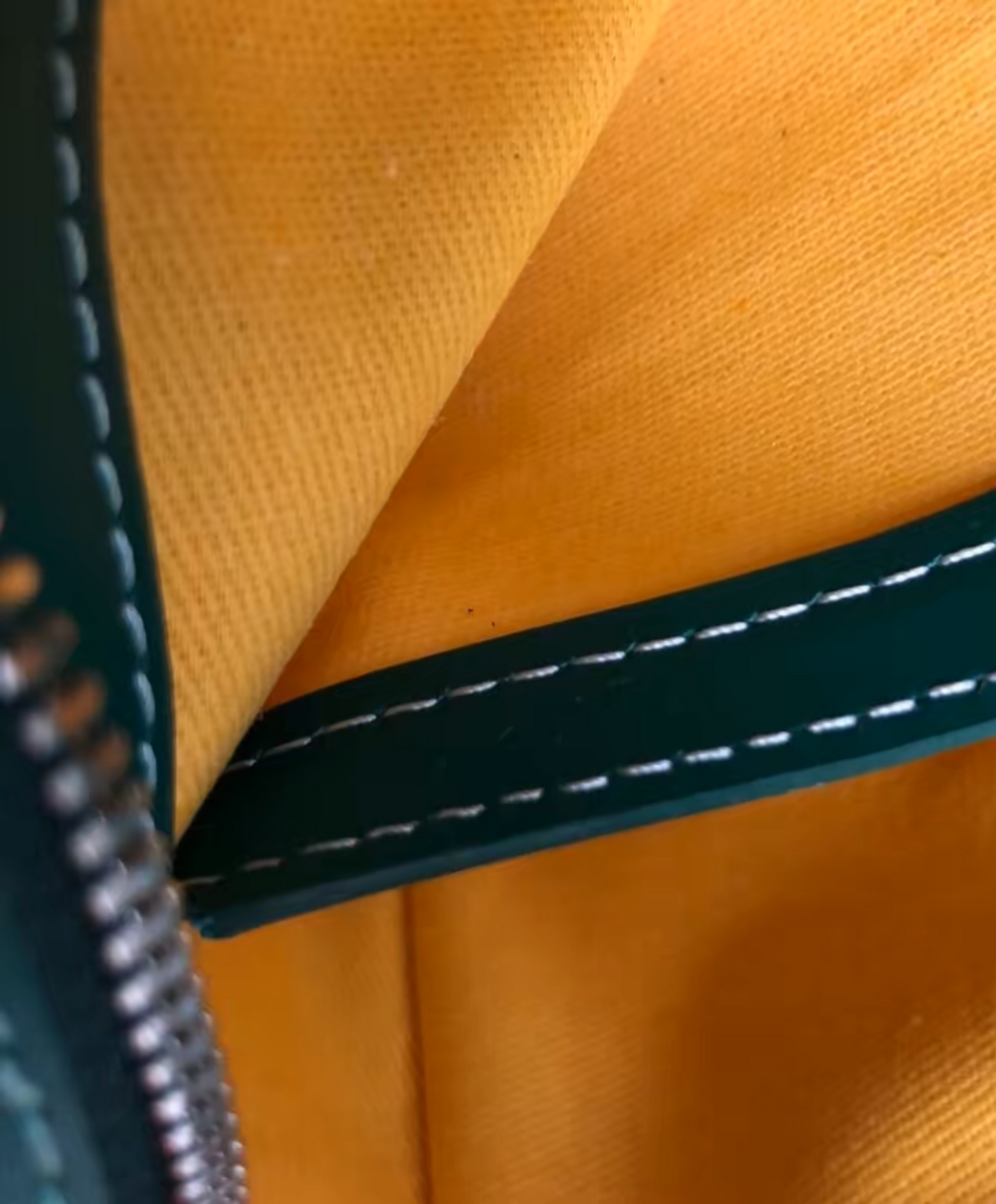 Cap-Vert PM Bag