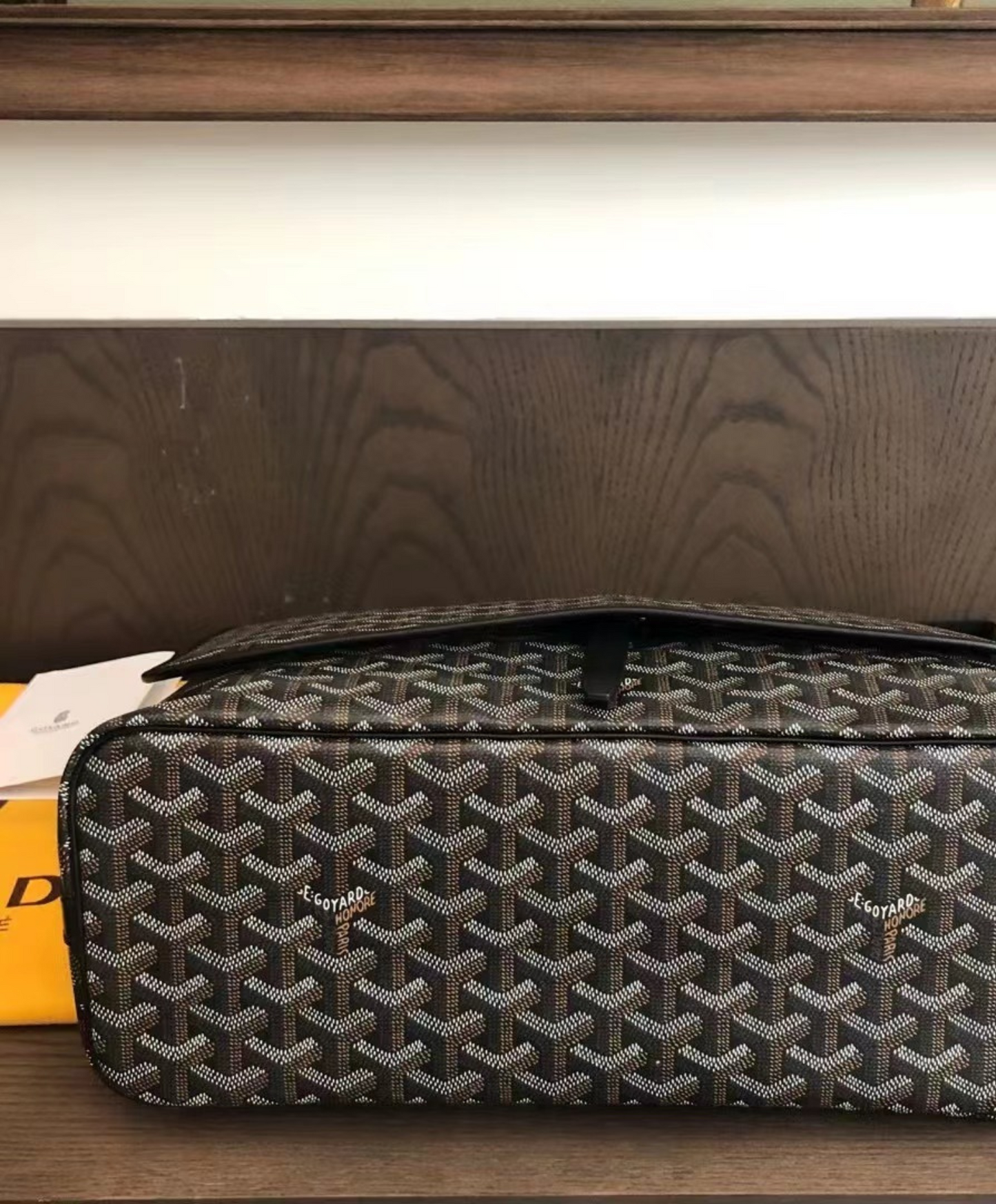 Capetien MM Messenger Bag