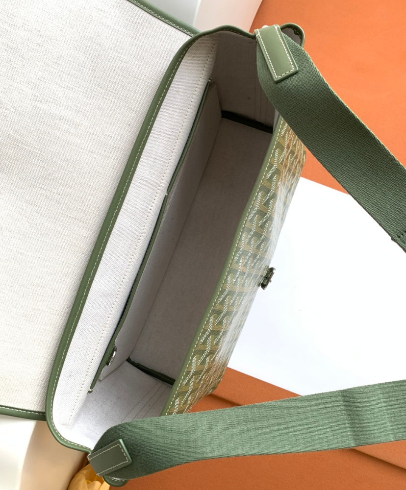 Capetien MM Messenger Bag