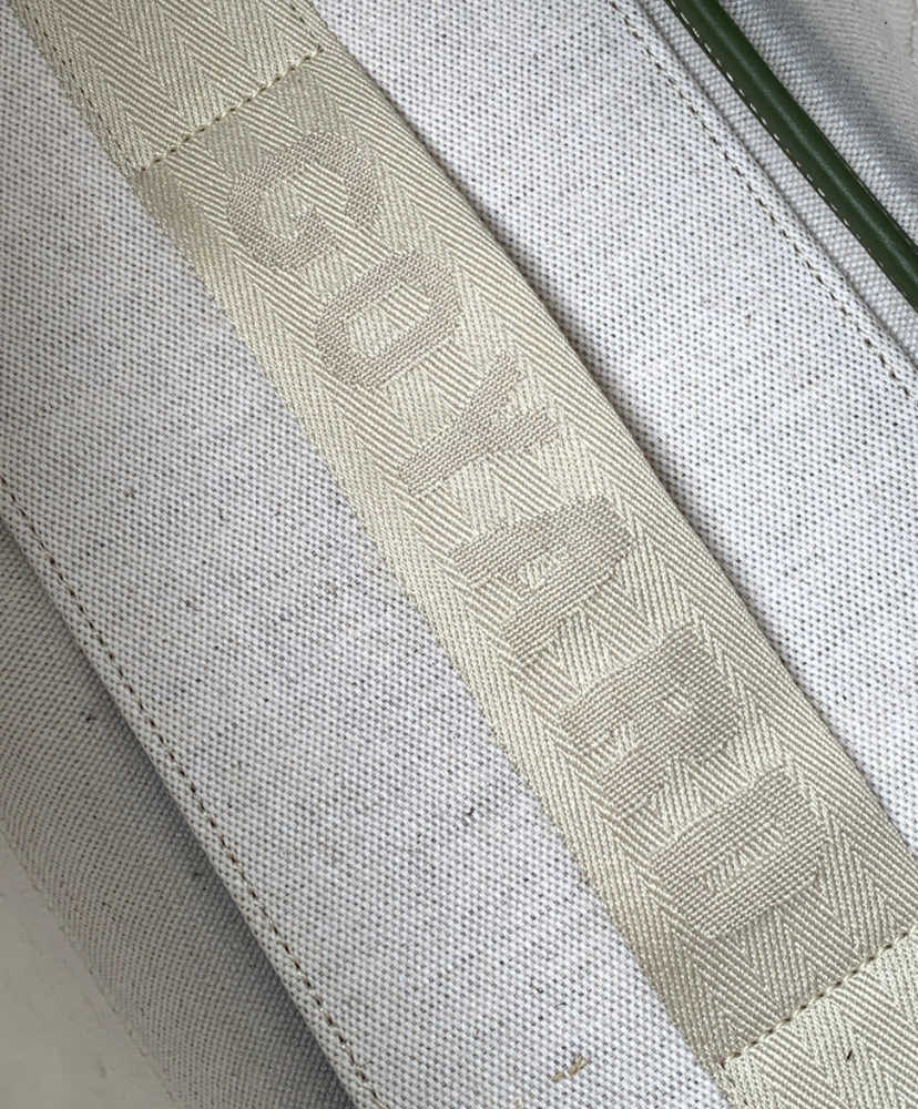 Capetien MM Messenger Bag