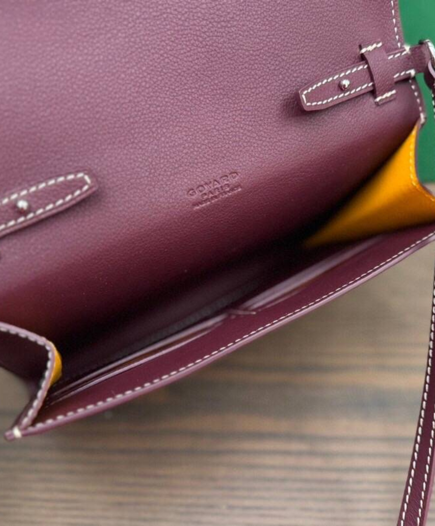 Chypre Wallet-Pouch