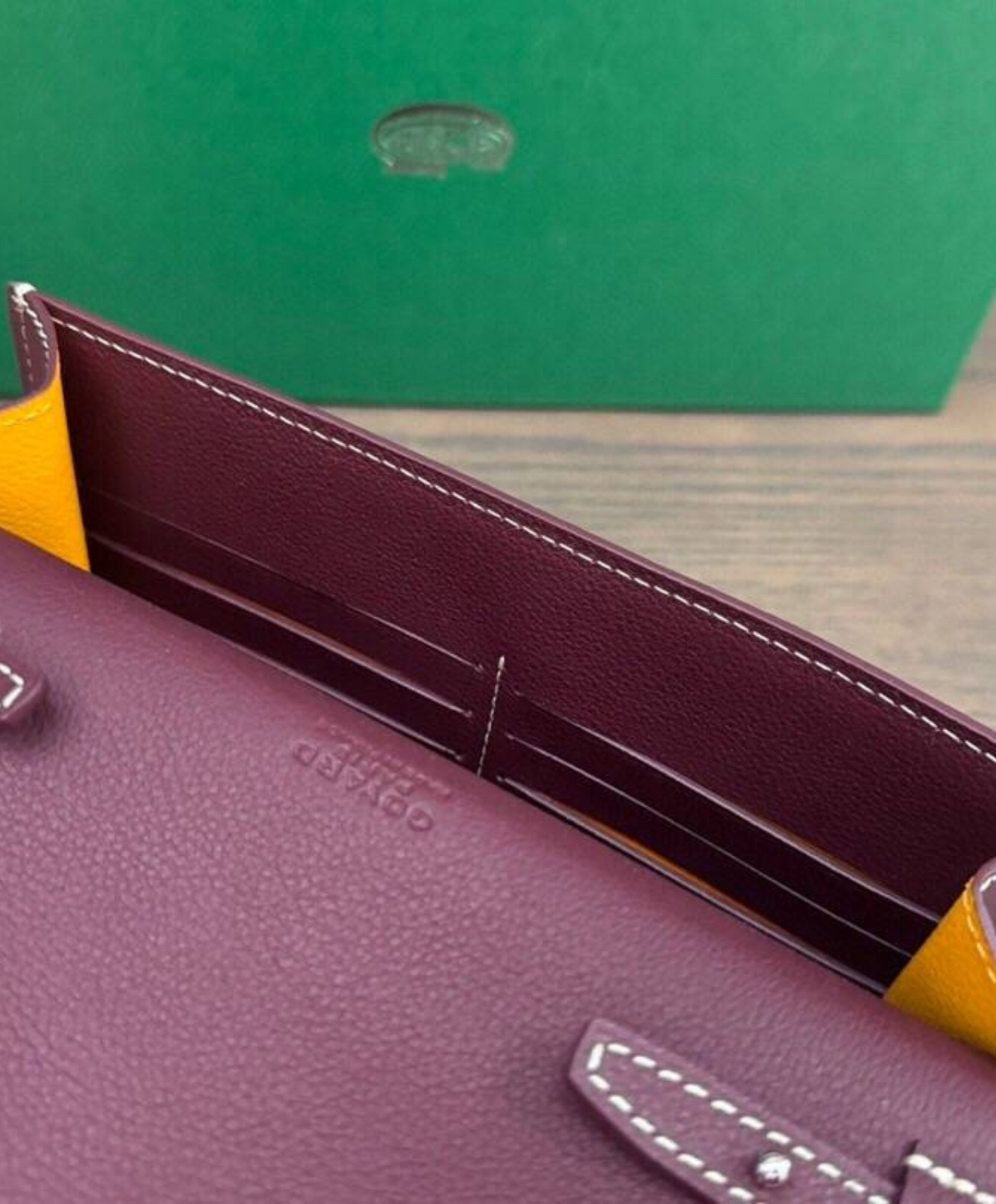 Chypre Wallet-Pouch