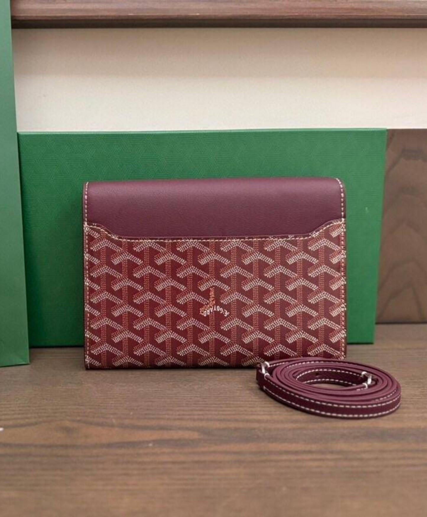 Chypre Wallet-Pouch