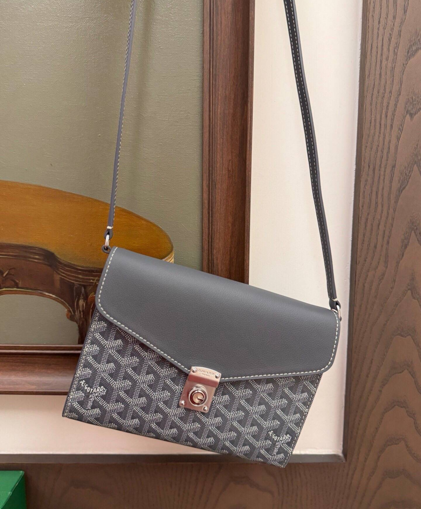 Chypre Wallet-Pouch