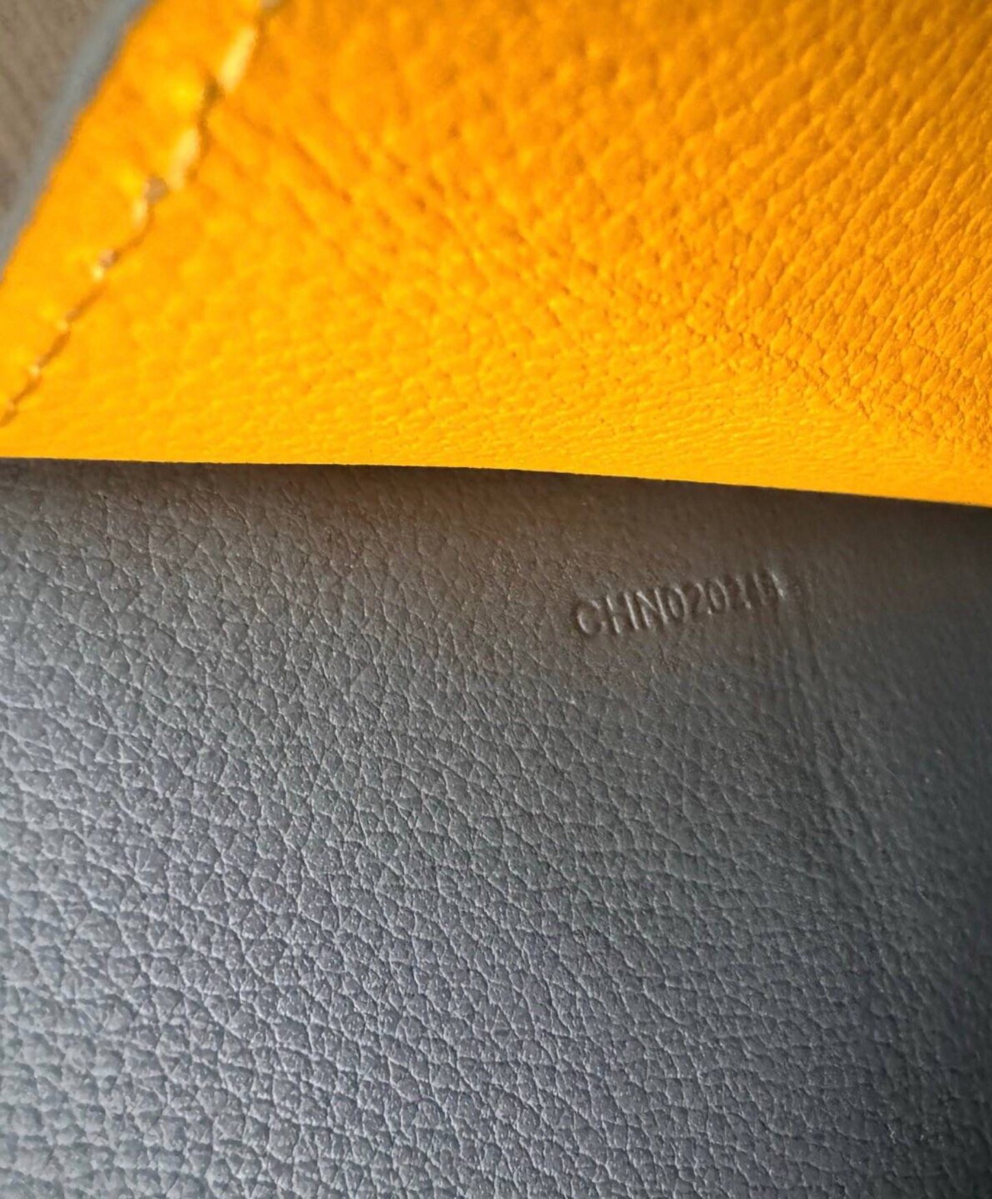 Chypre Wallet-Pouch