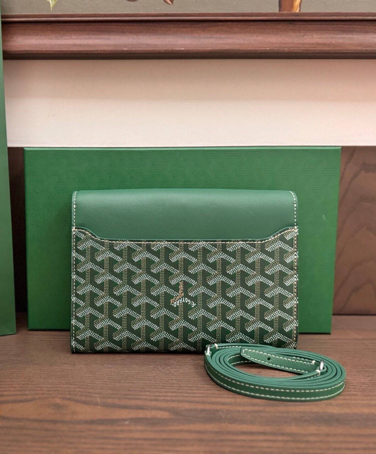 Chypre Wallet-Pouch