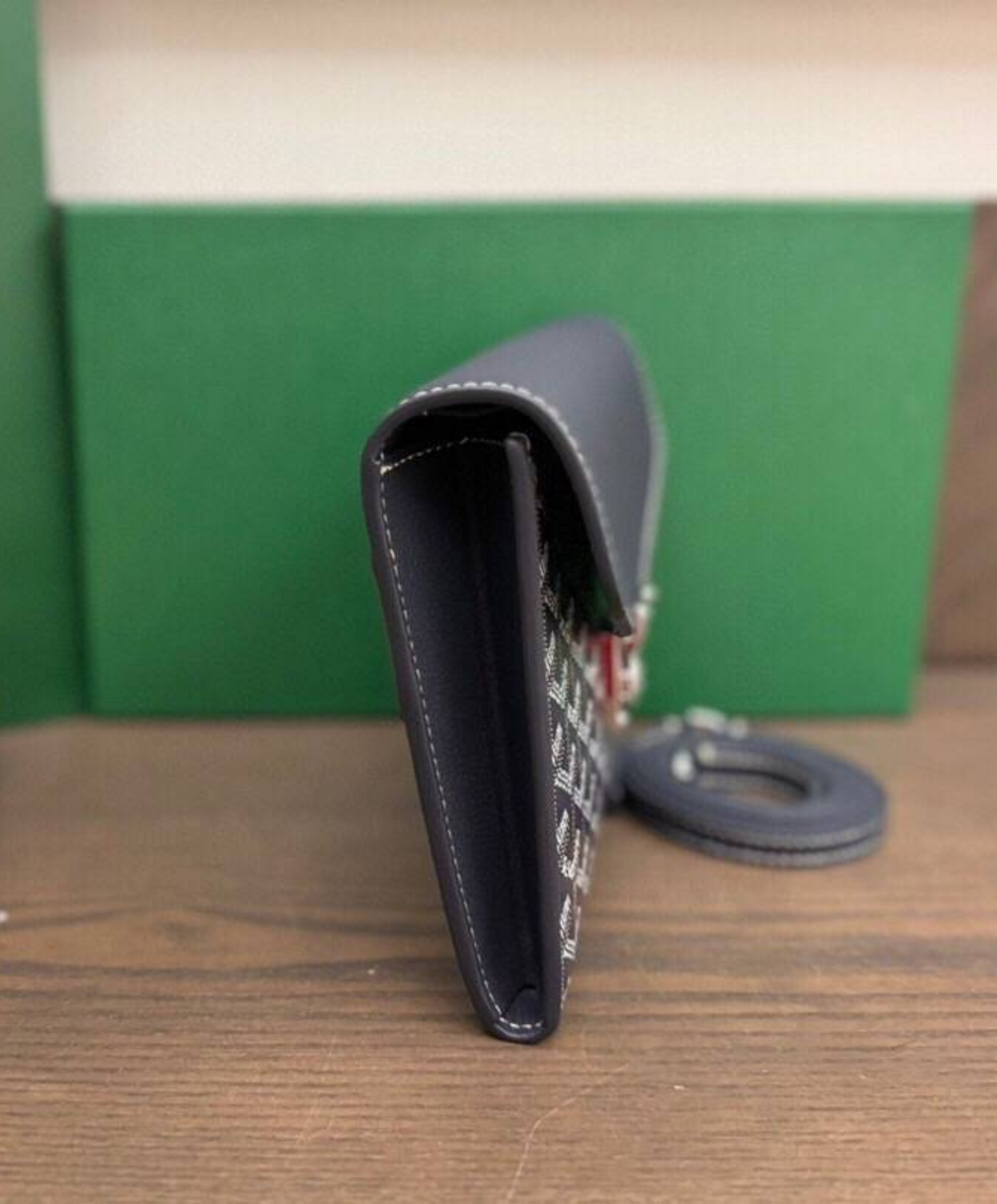 Chypre Wallet-Pouch