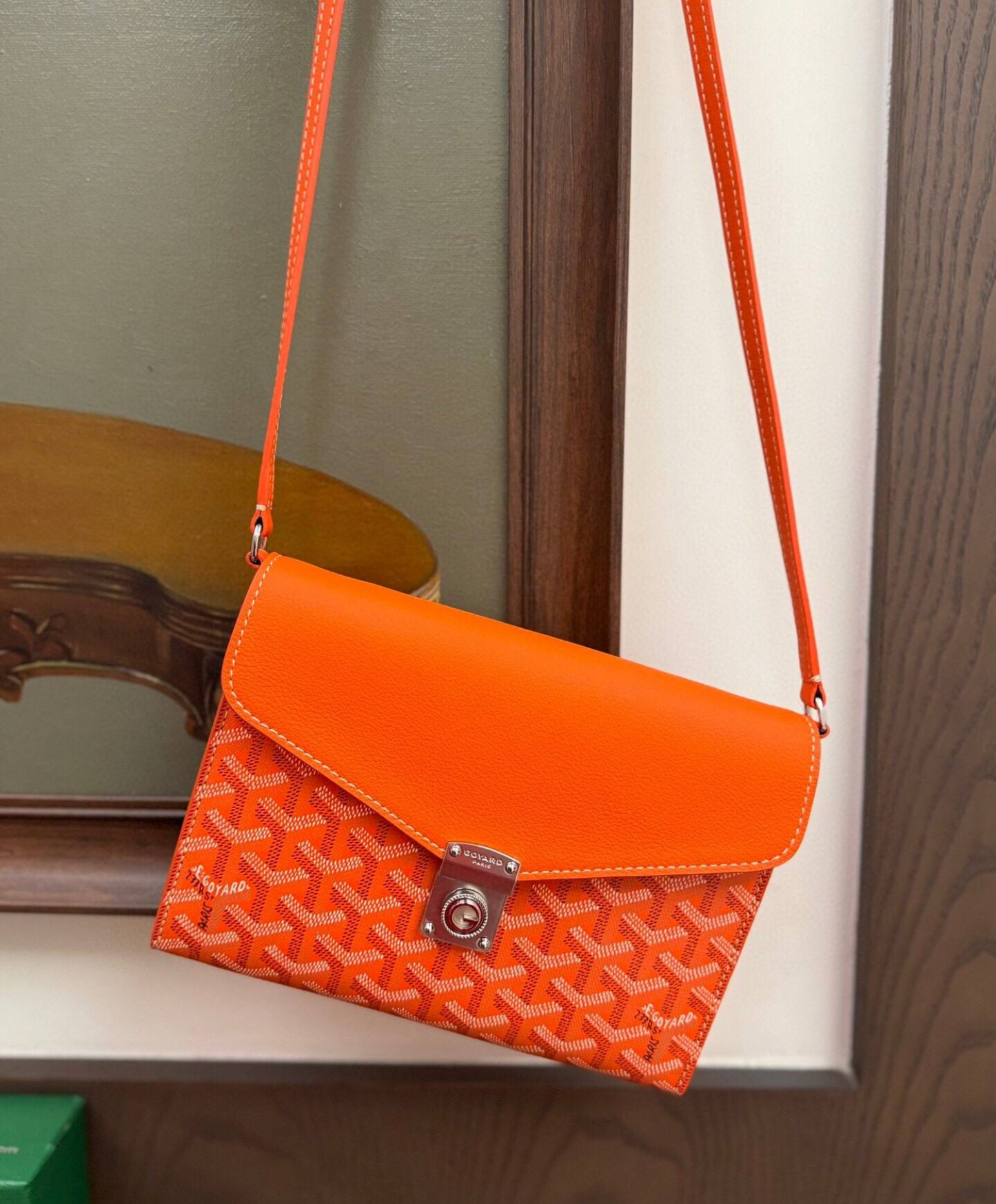 Chypre Wallet-Pouch