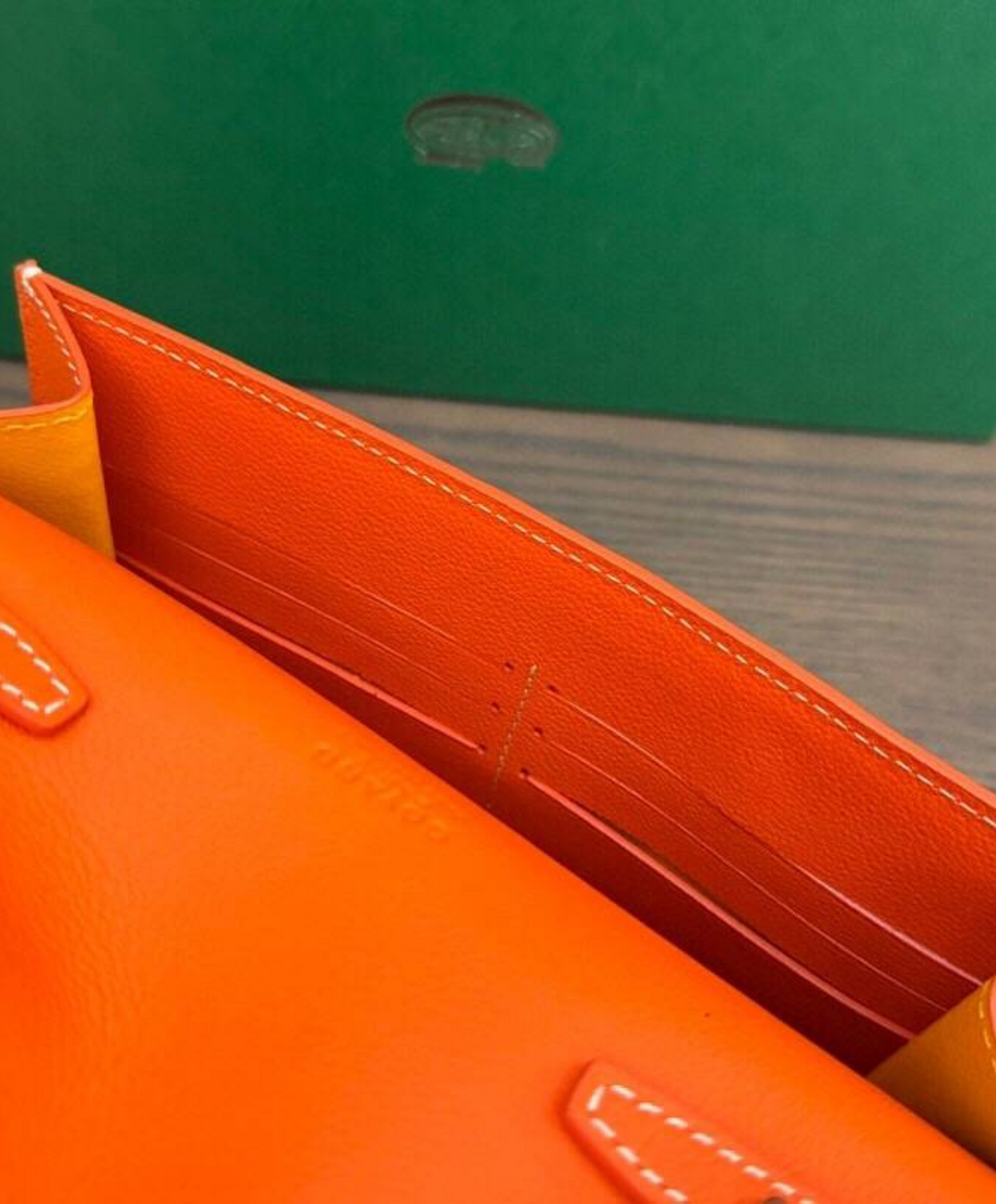 Chypre Wallet-Pouch