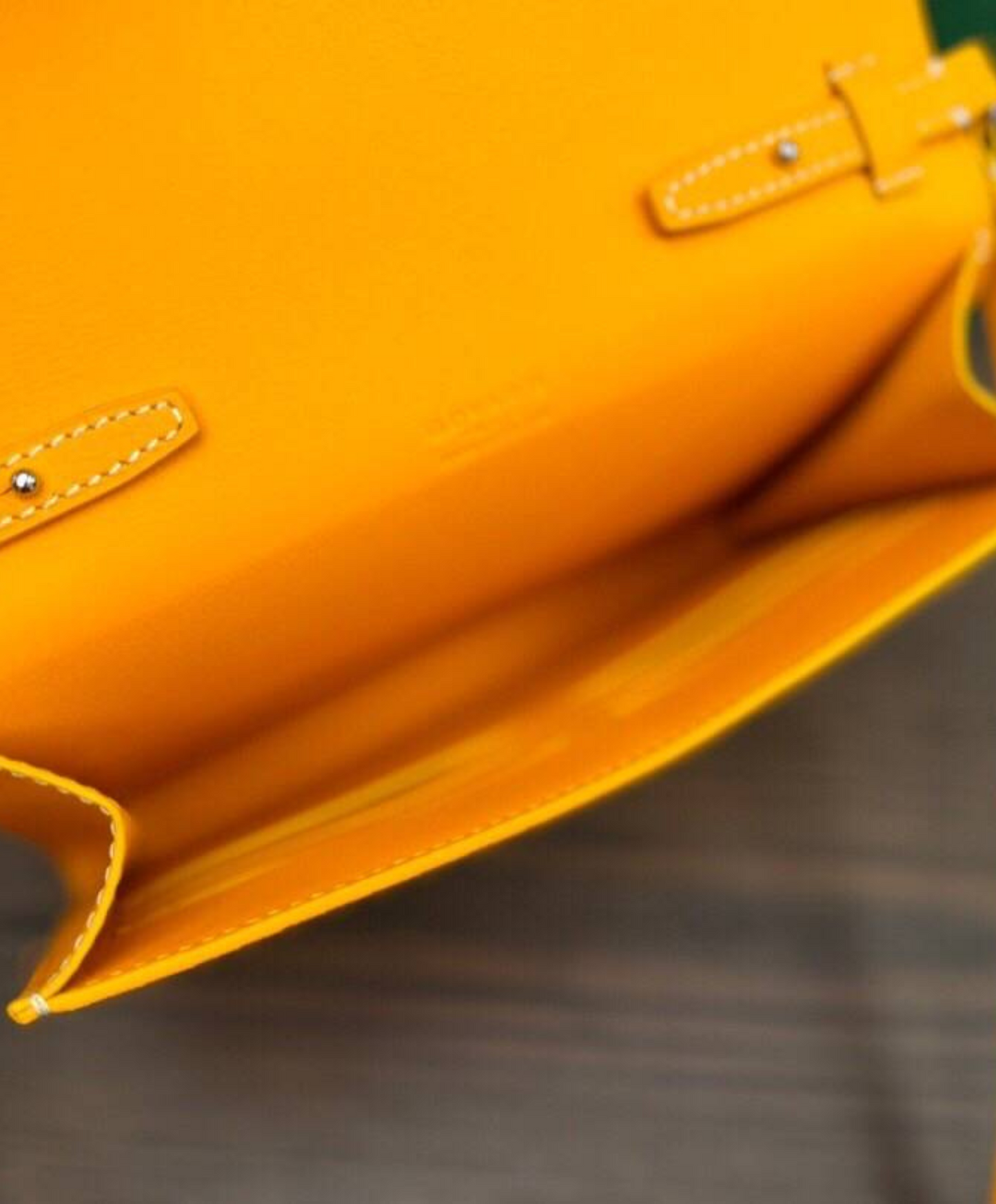 Chypre Wallet-Pouch