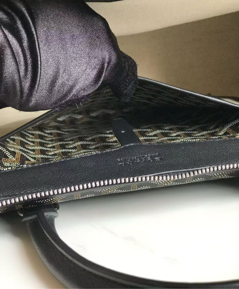 Cisalpin Document Case