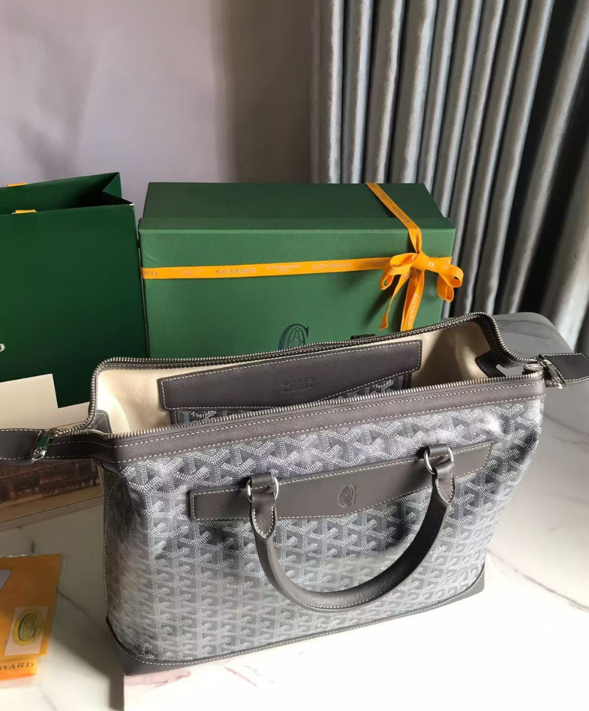 Cisalpin Document Case