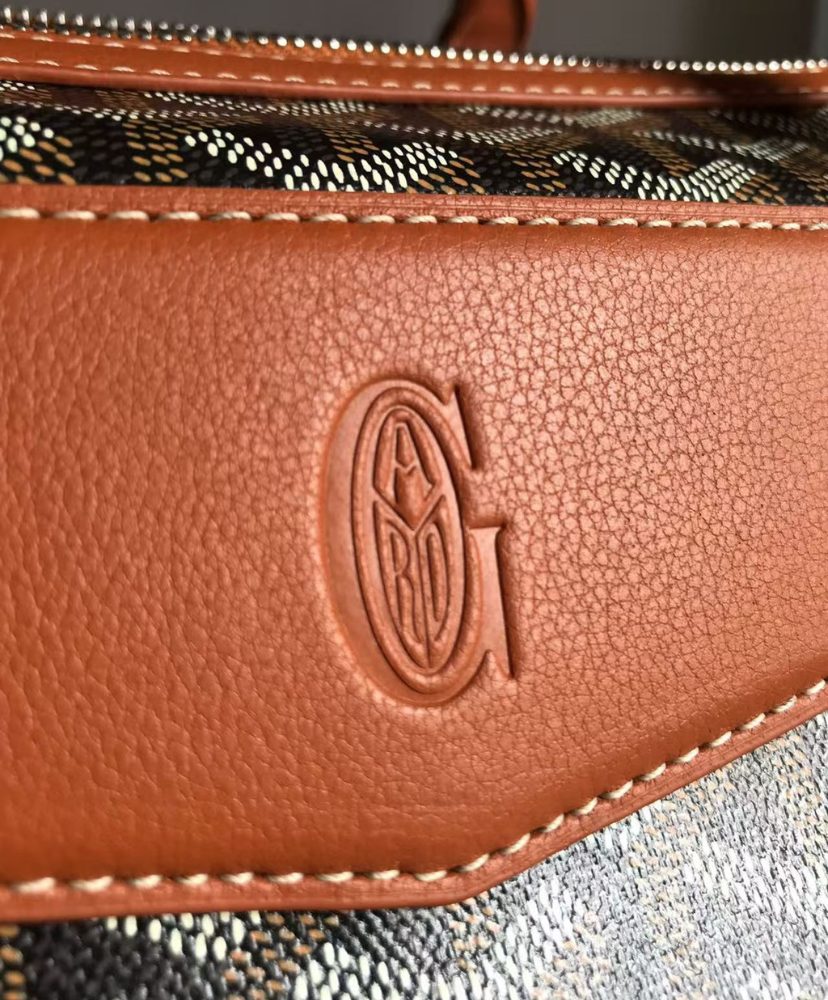 Cisalpin Document Case