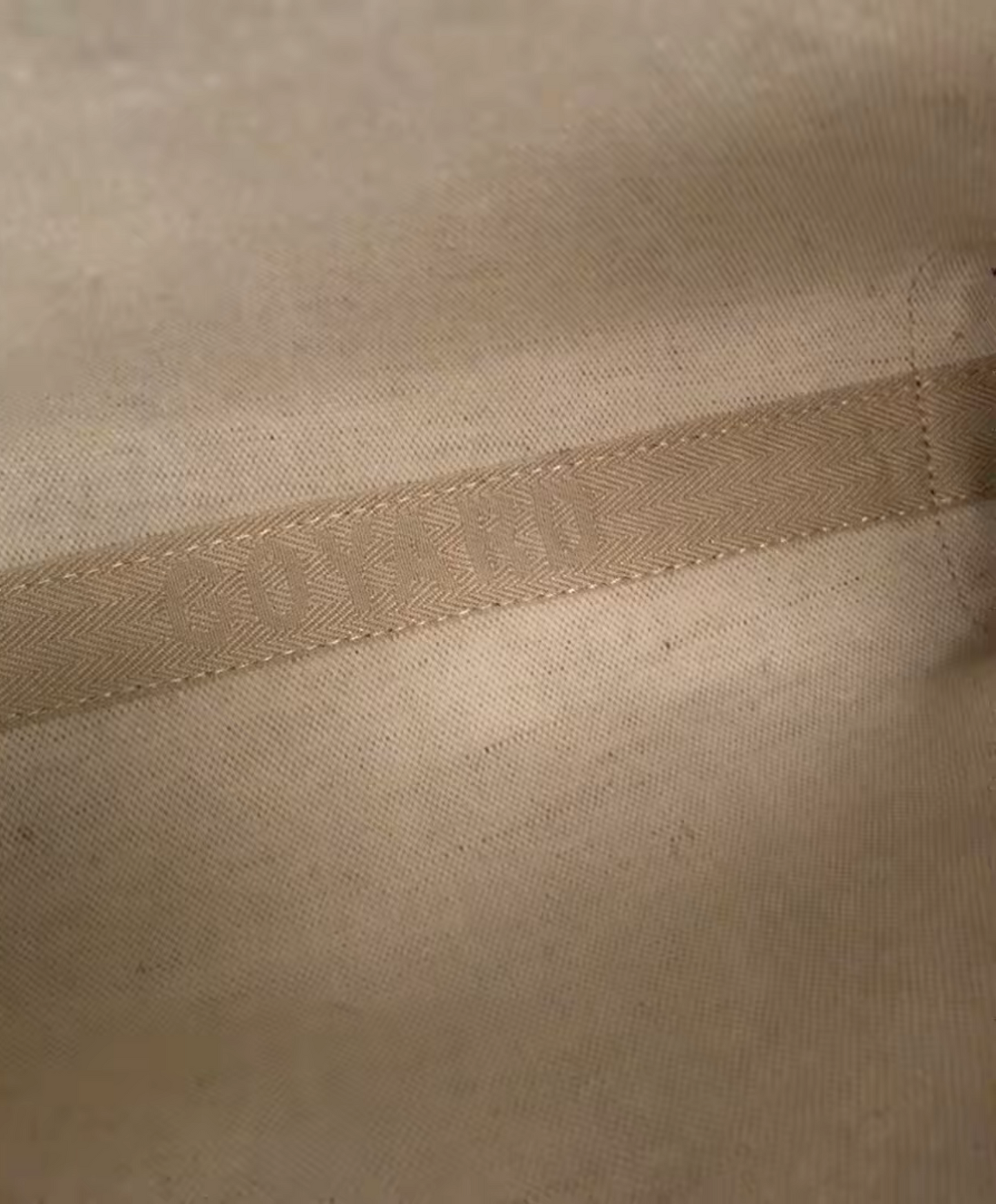 Conti Pouch