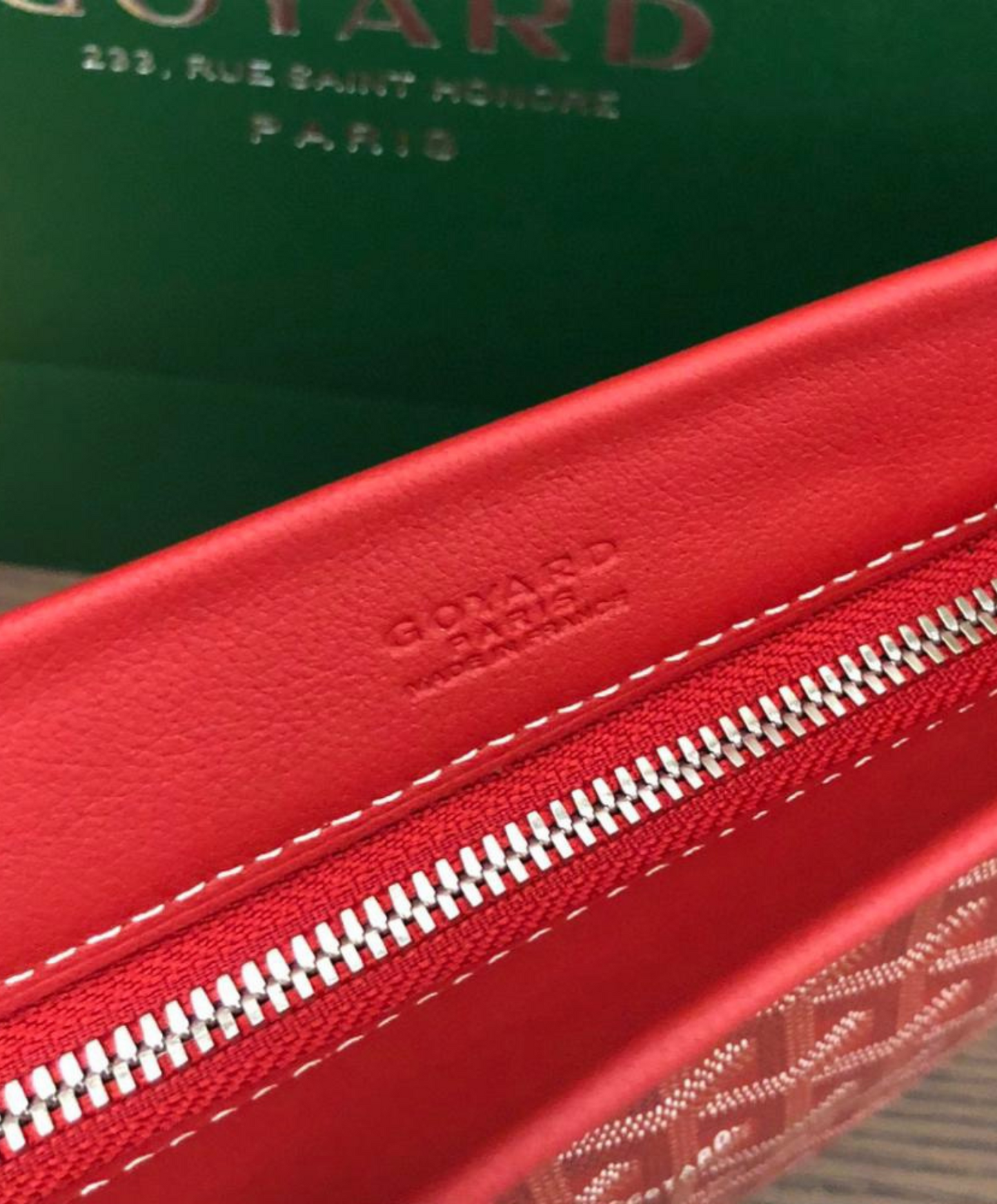 Conti Pouch