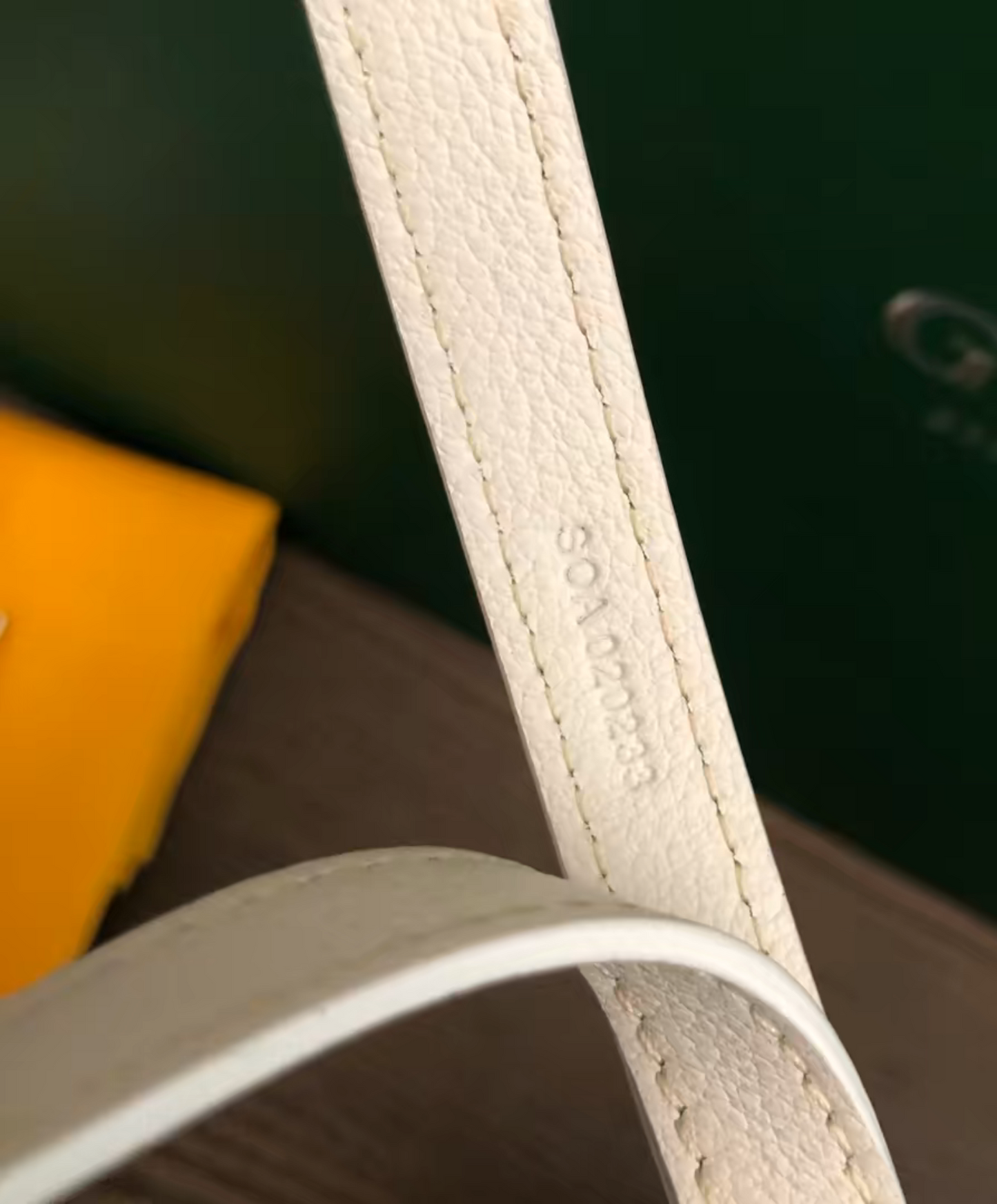 Conti Pouch