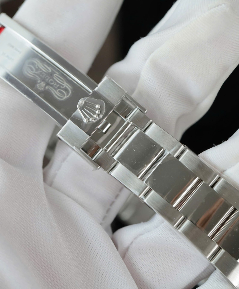 GMT-Master II