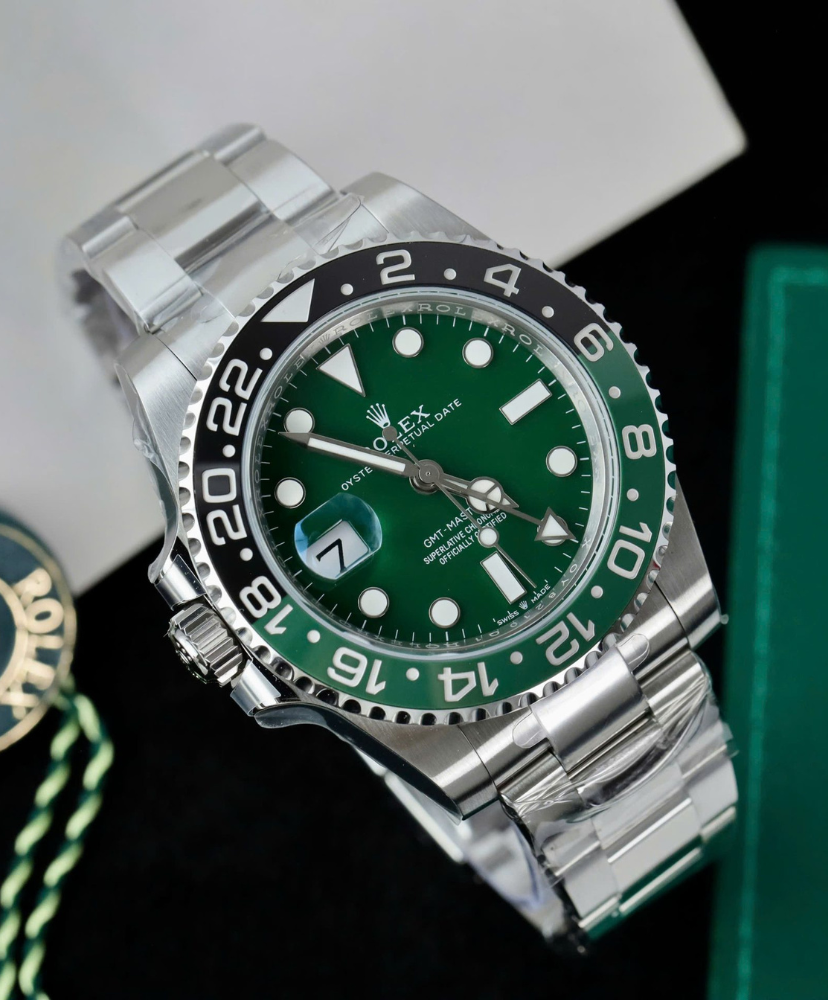 GMT-Master II