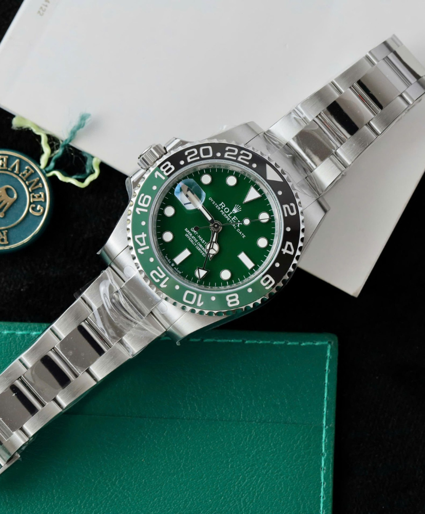 GMT-Master II