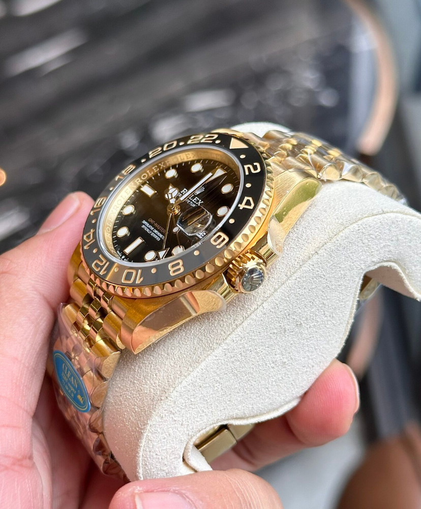 GMT-Master II