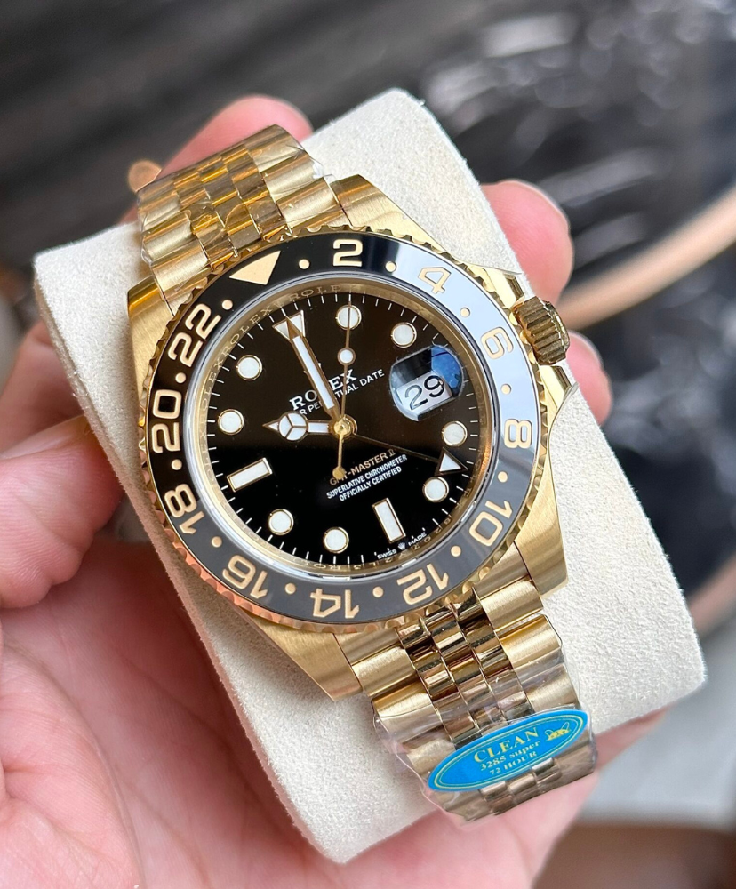 GMT-Master II